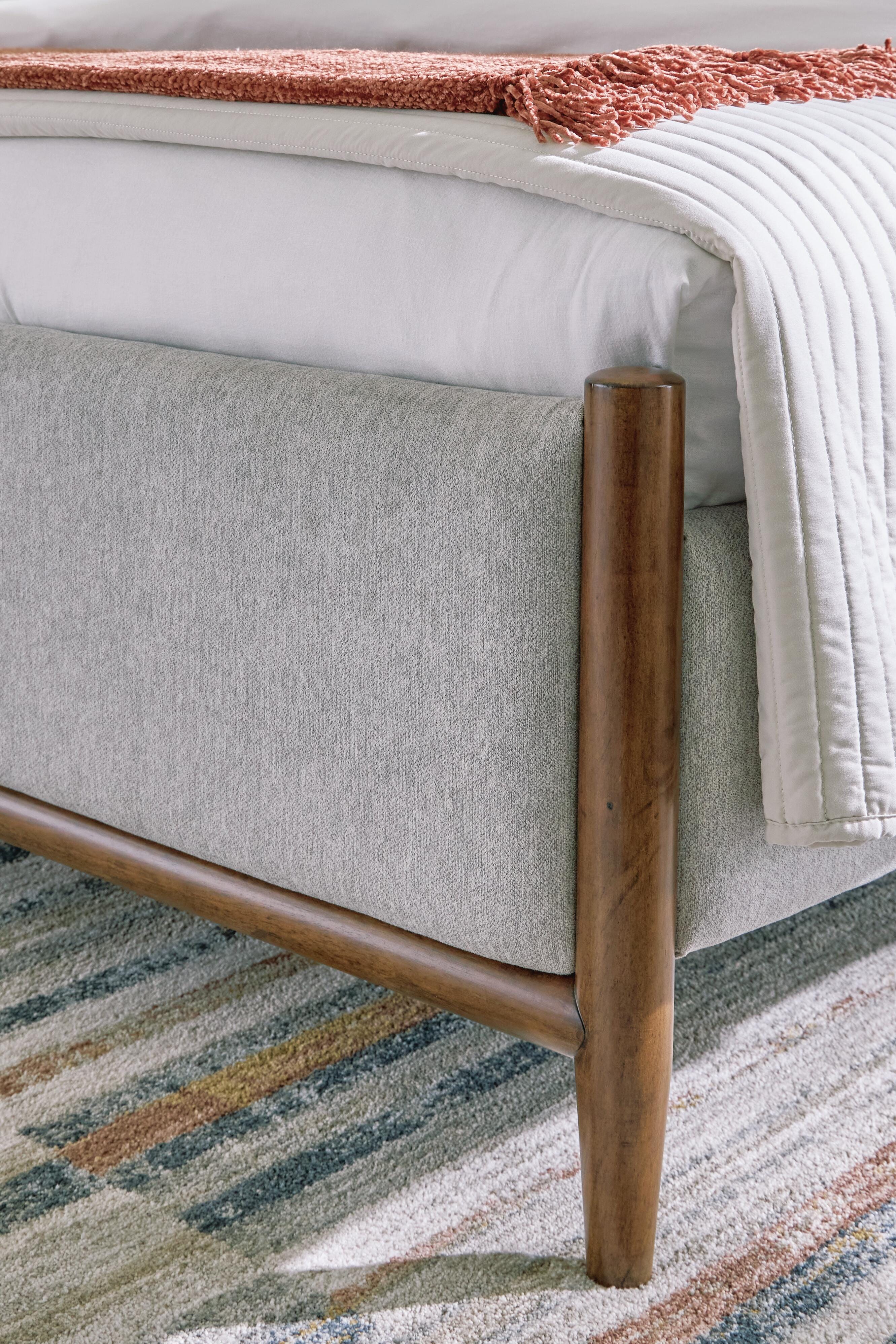 Lyncott Upholstered Bed with Mirrored Dresser