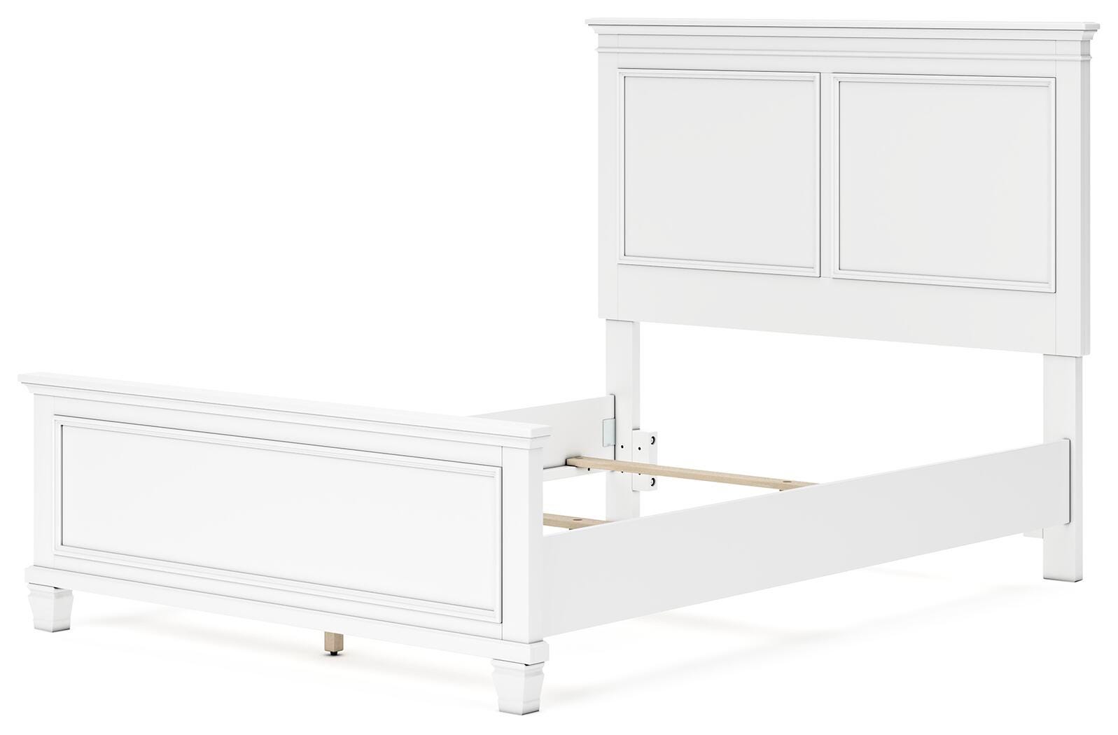 Fortman Panel Bed with Mirrored Dresser, Chest and 2 Nightstands