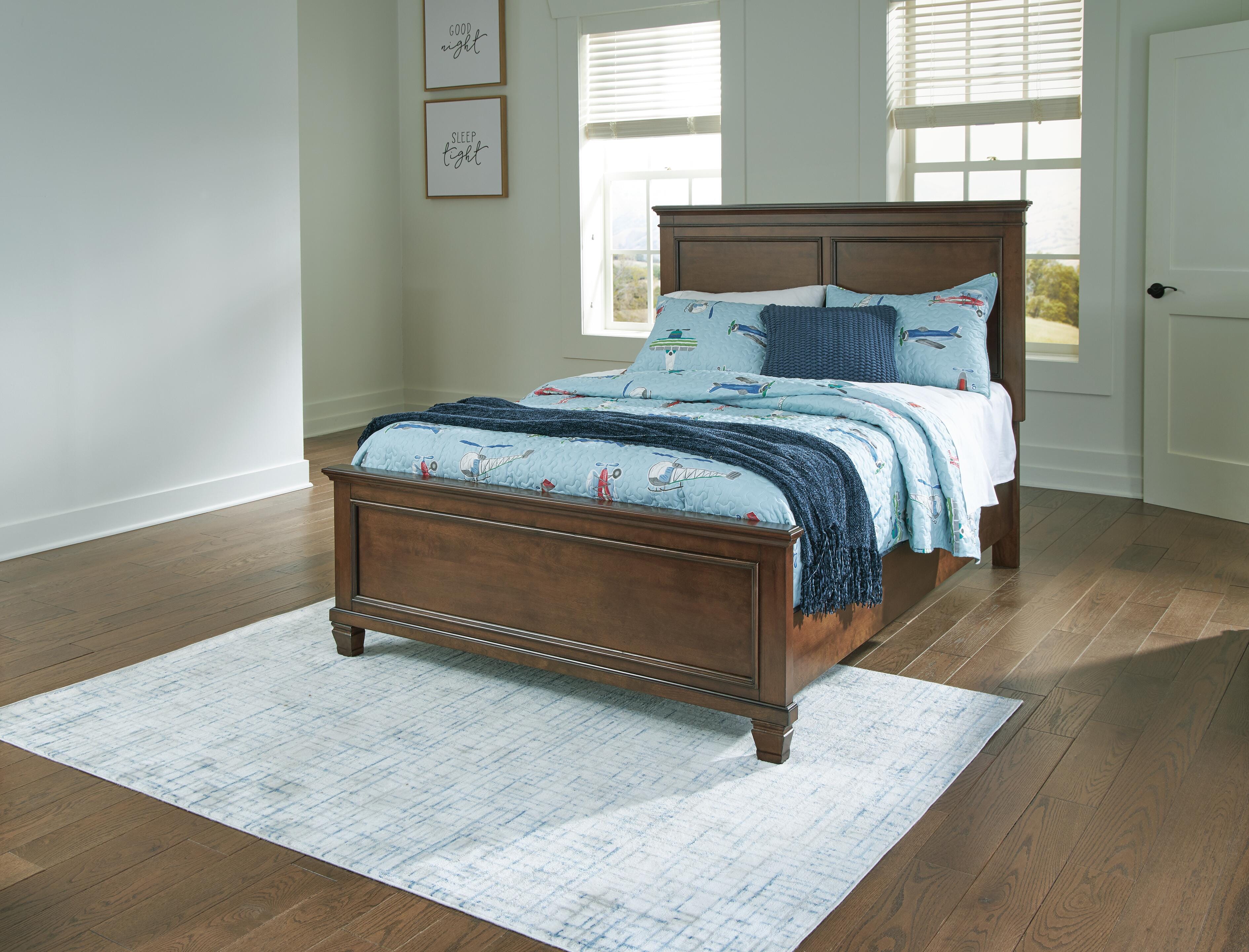 Danabrin Panel Bed with Mirrored Dresser and Nightstand
