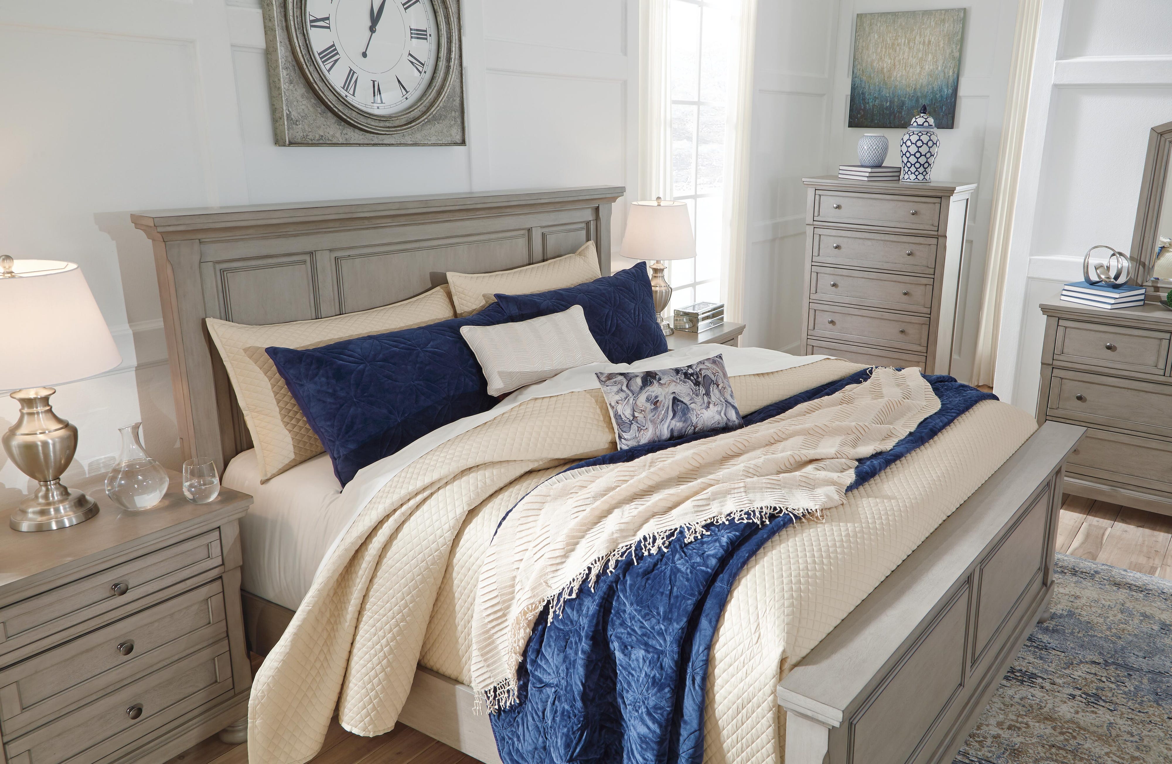 Lettner Chest of Drawers