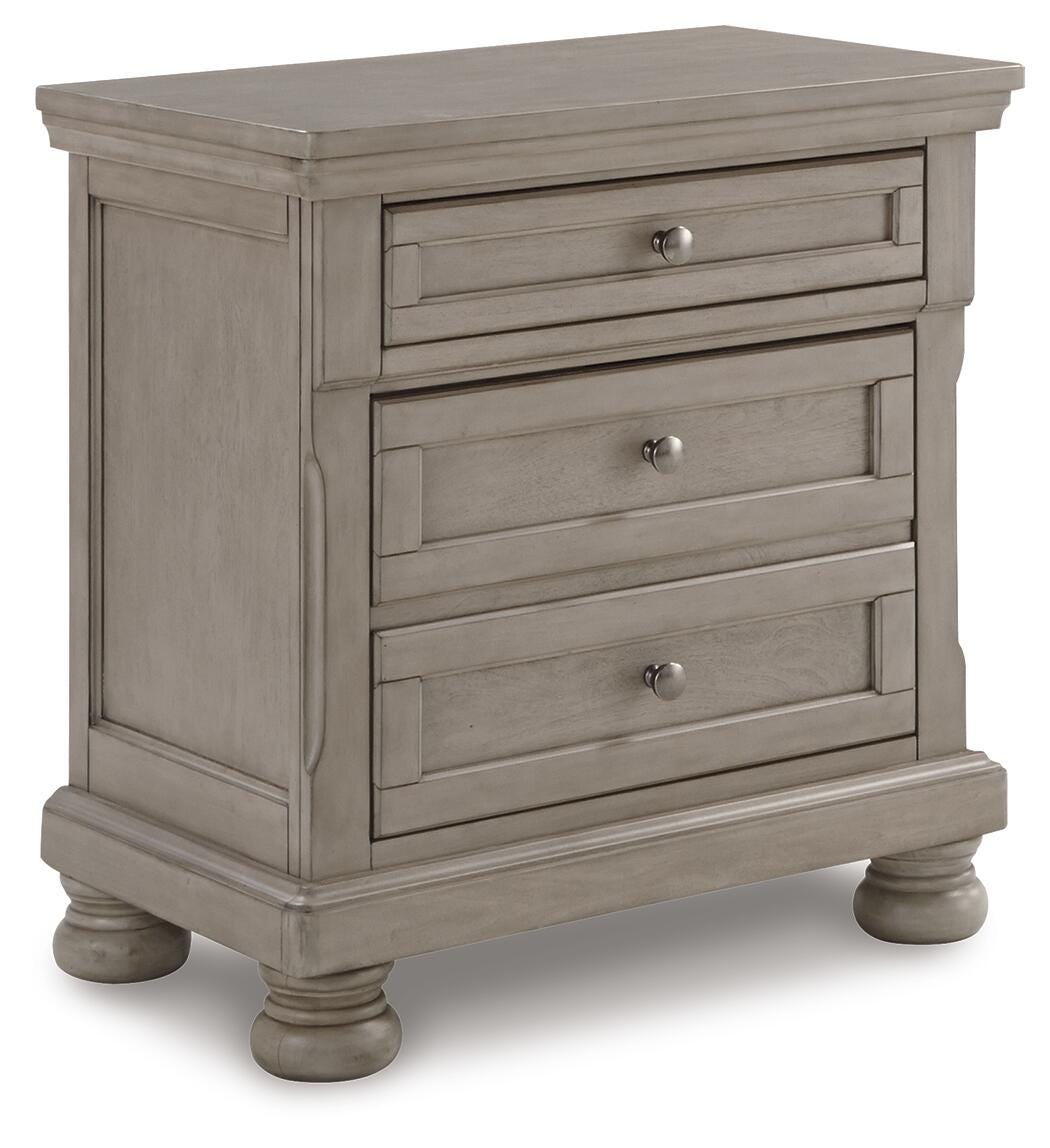 Lettner Panel Bed and 2 Nightstands