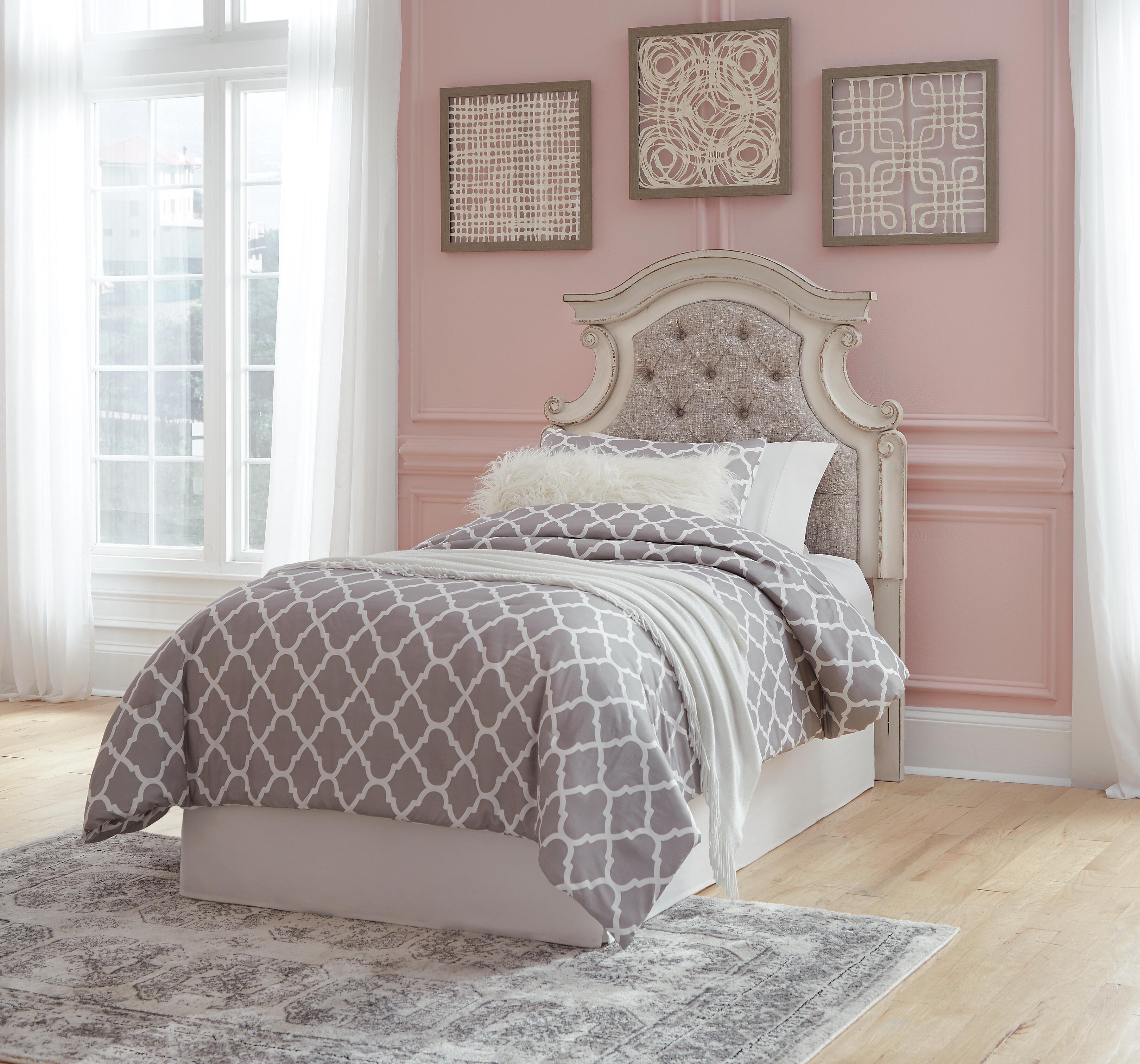 Realyn Upholstered Panel Headboard
