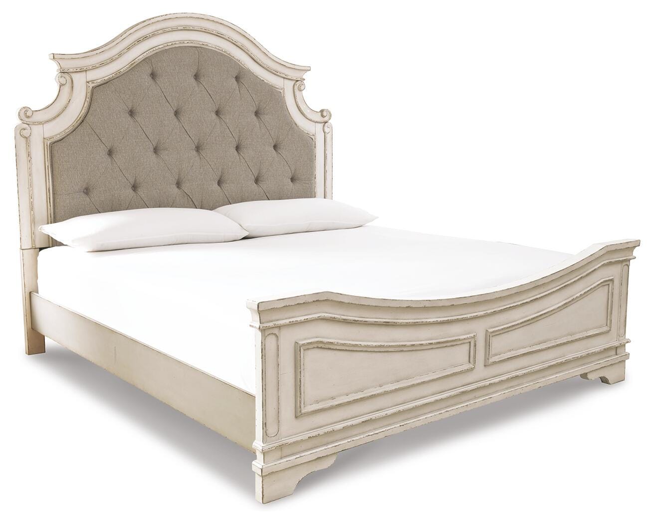 Realyn Bed, Dresser and 2 Nightstands