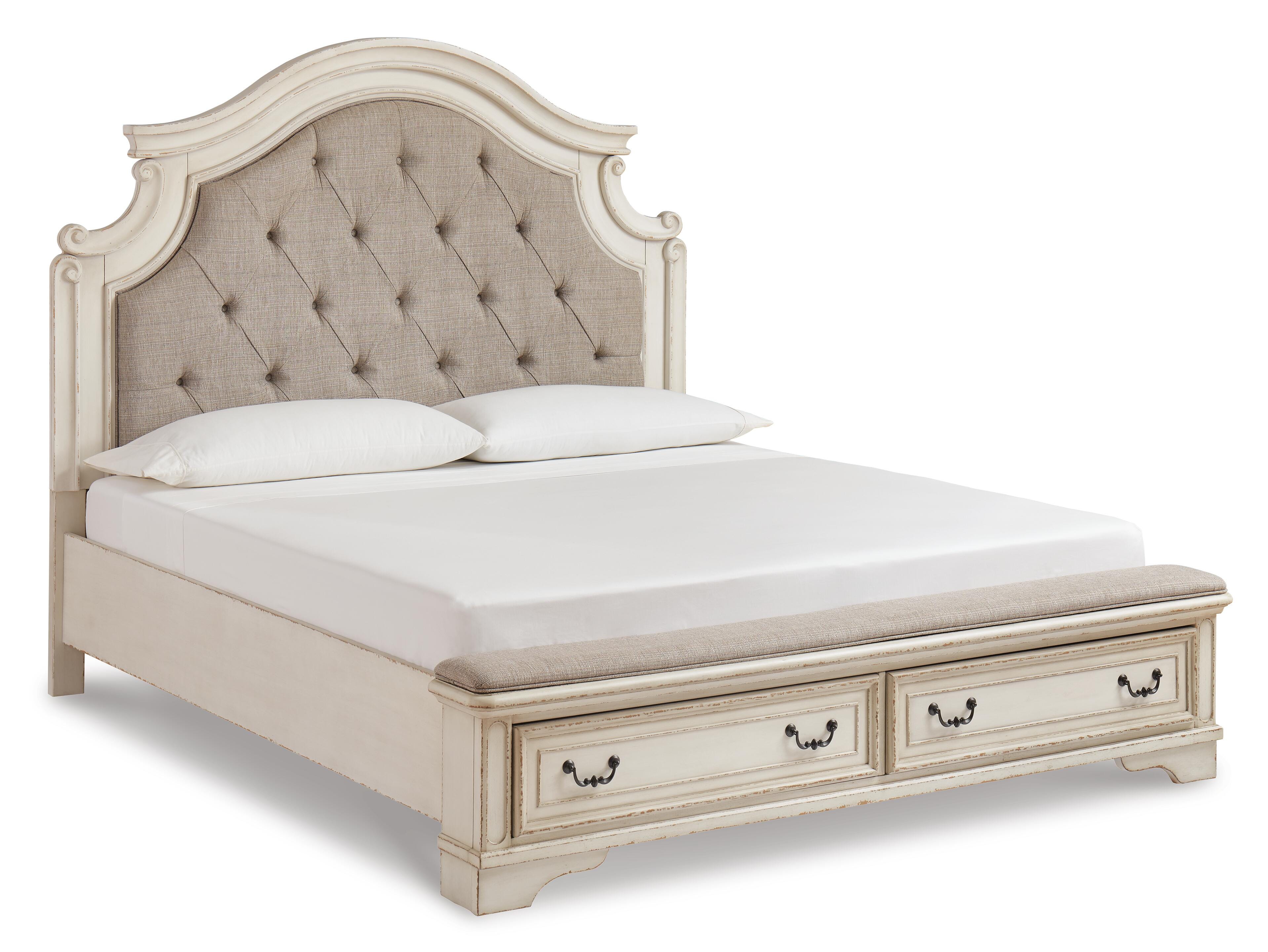 Realyn Sleigh Bed with Mirrored Dresser and 2 Nightstands