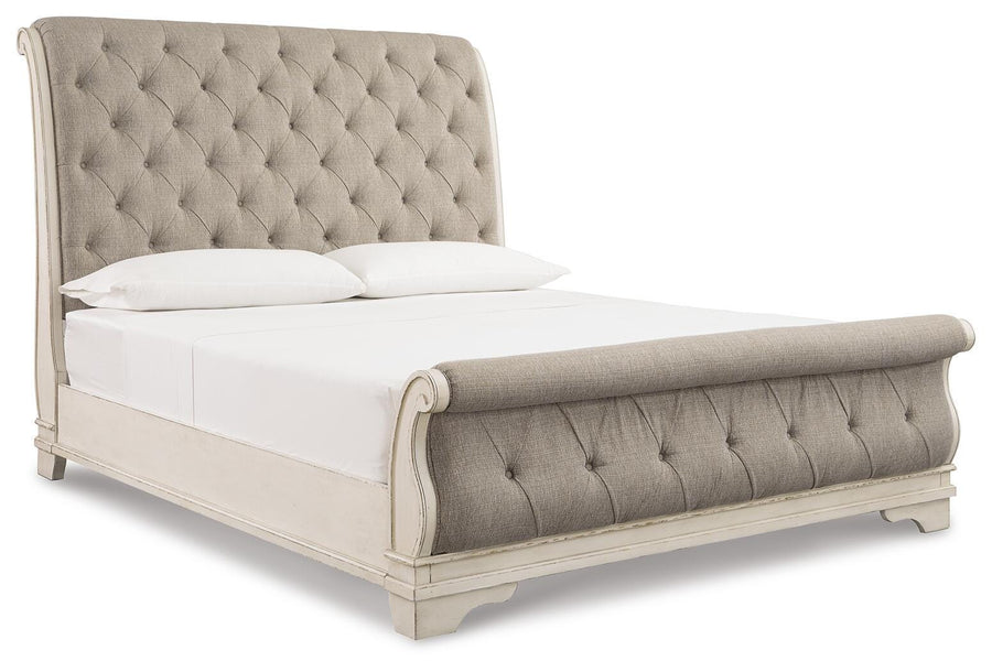 Realyn Sleigh Bed