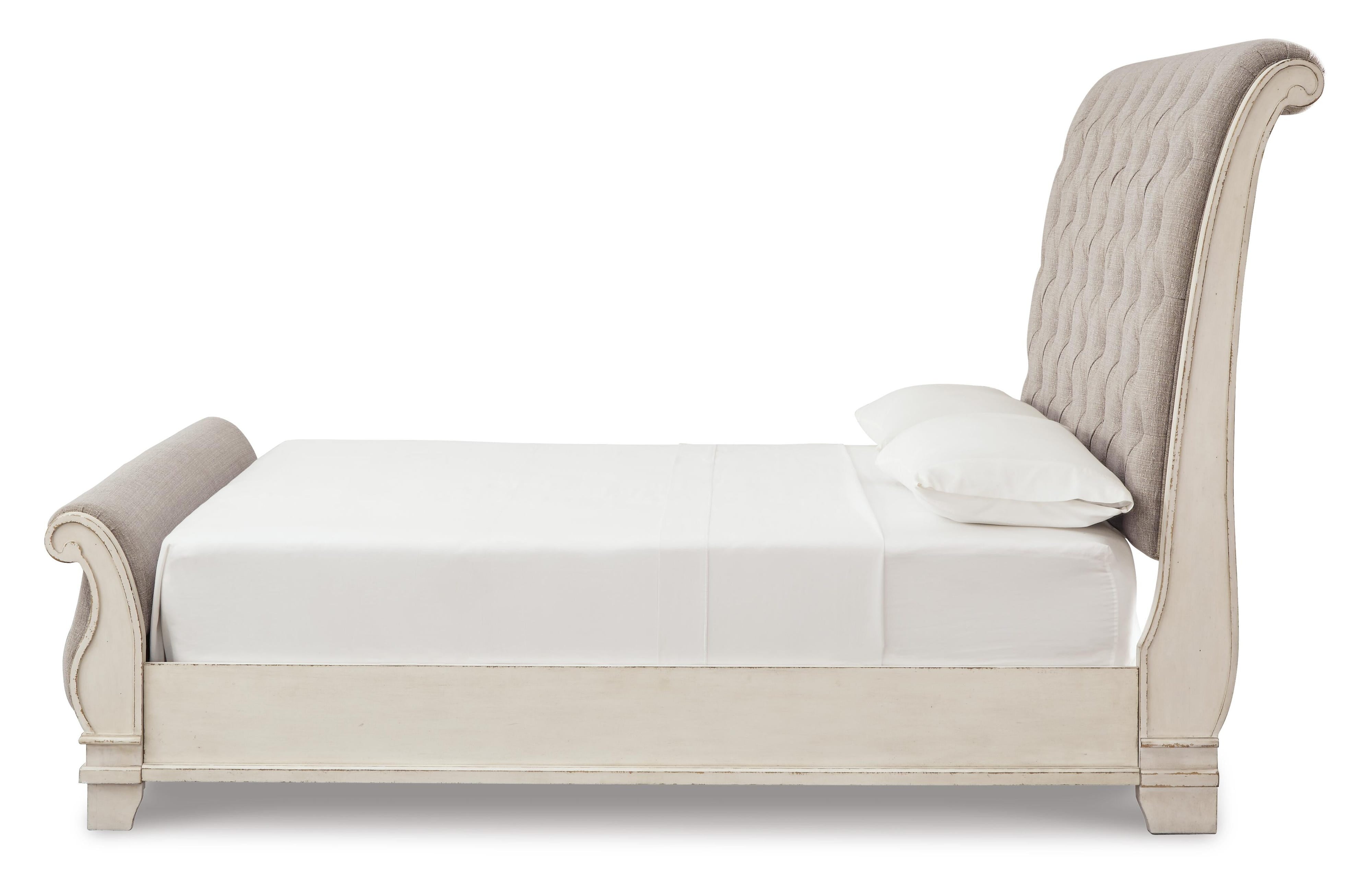 Realyn Sleigh Bed