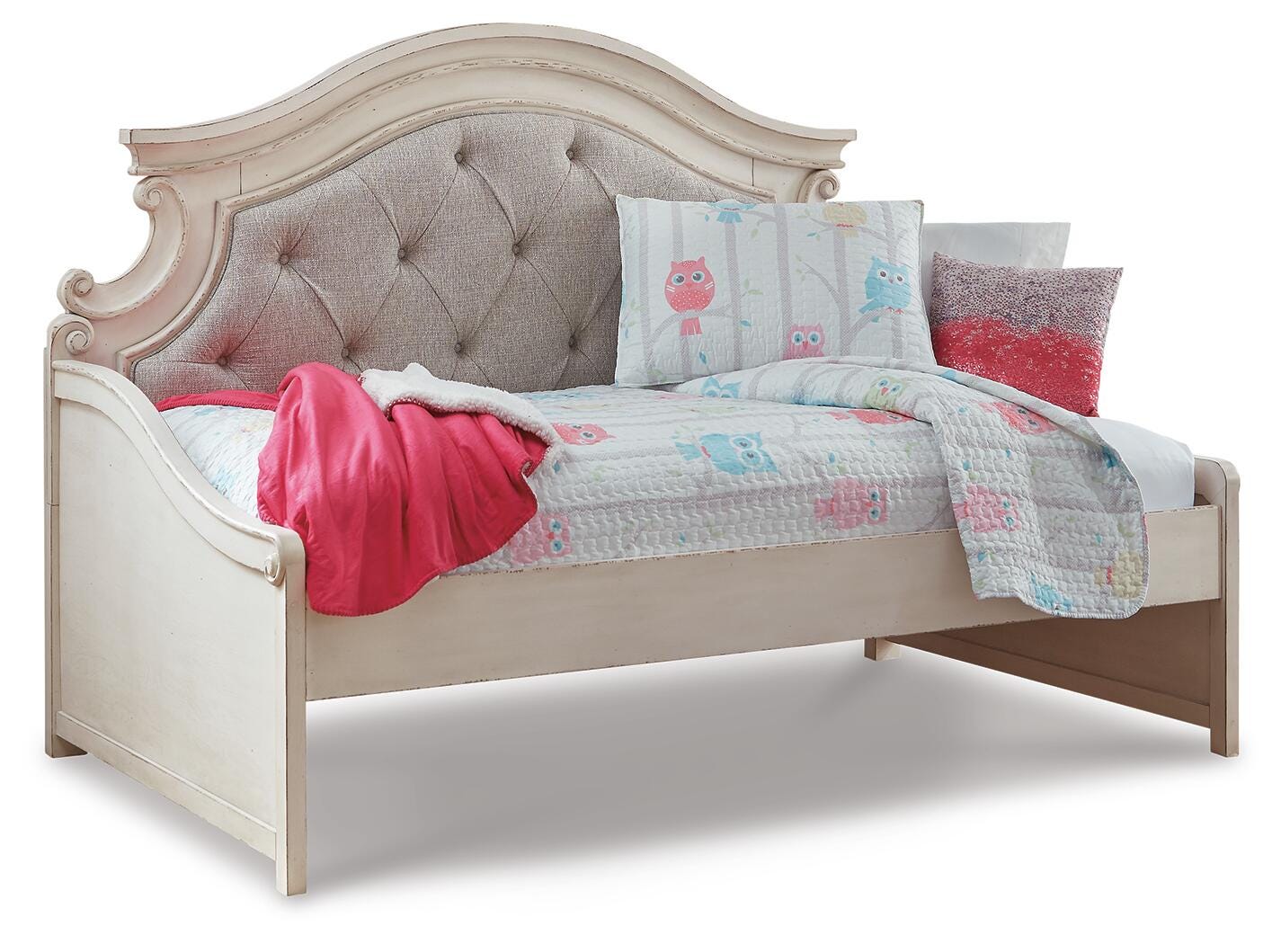 Realyn Day Bed