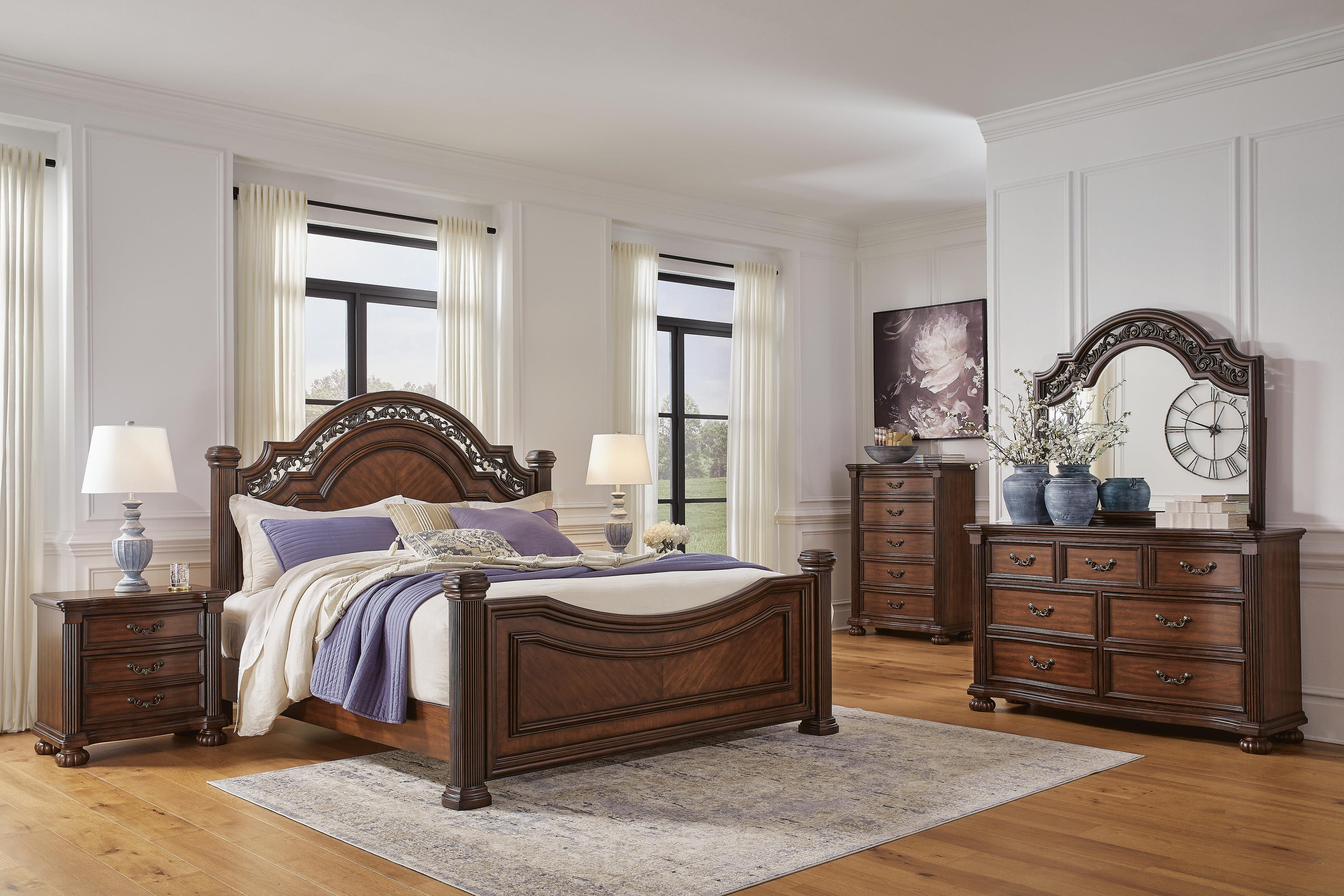 Lavinton Poster Bed with Dresser and Nightstand