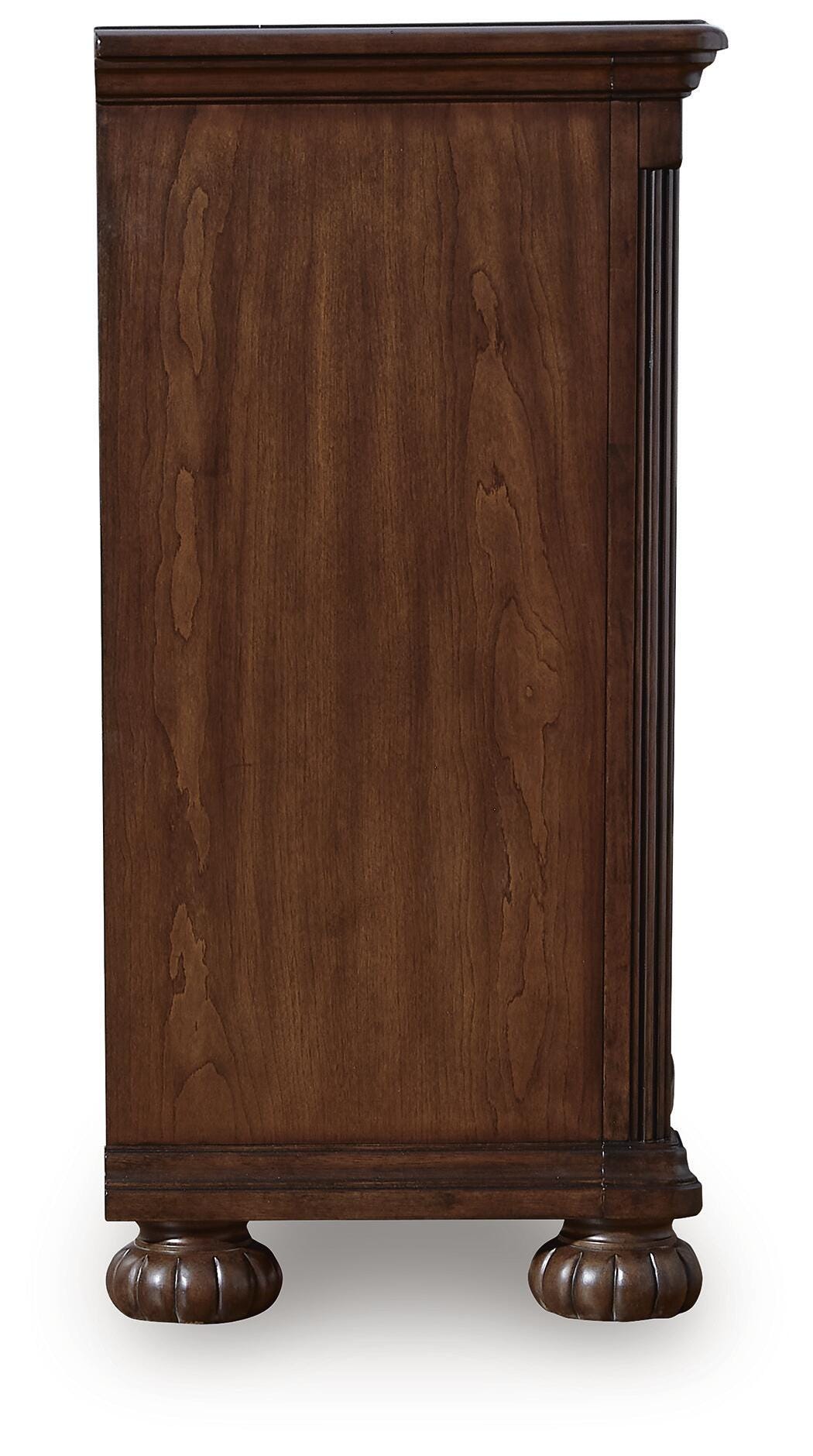 Lavinton Poster Bed with Dresser and Nightstand