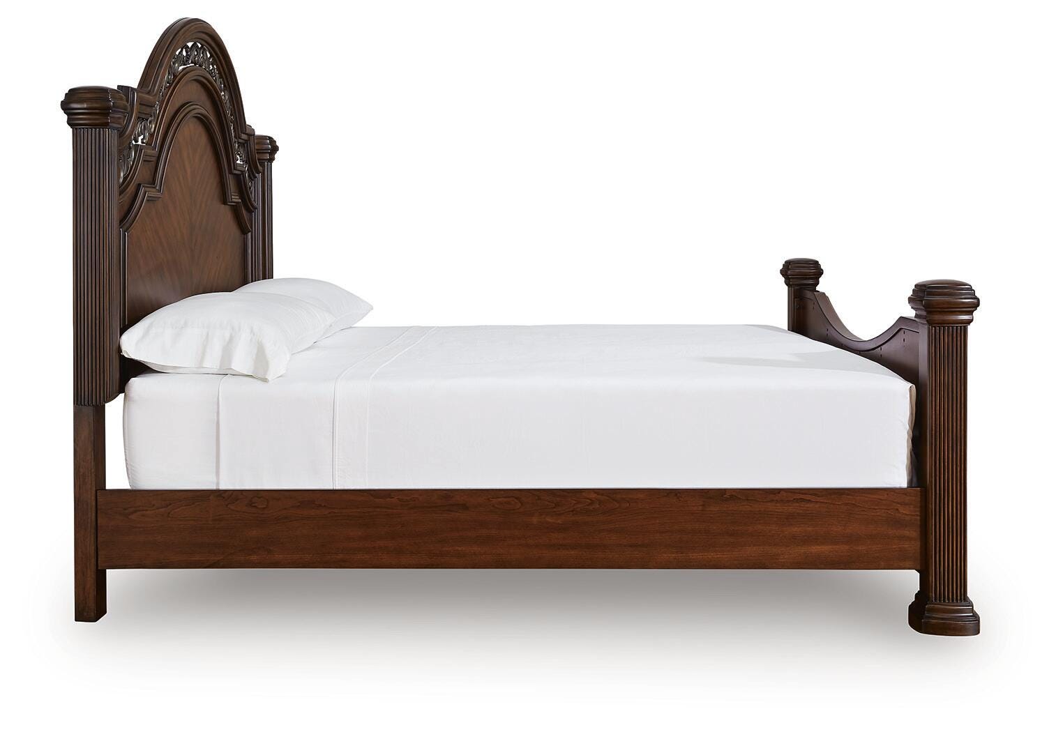 Lavinton Poster Bed, Dresser and 2 Nightstands