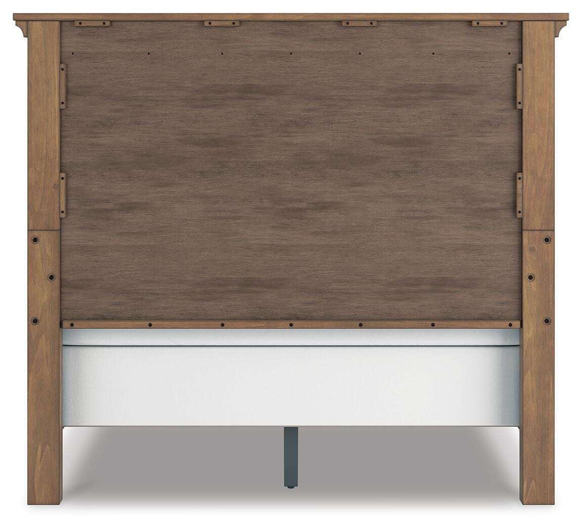 Feddinger Panel Bed
