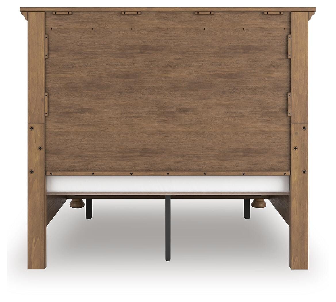 Feddinger Panel Storage Bed