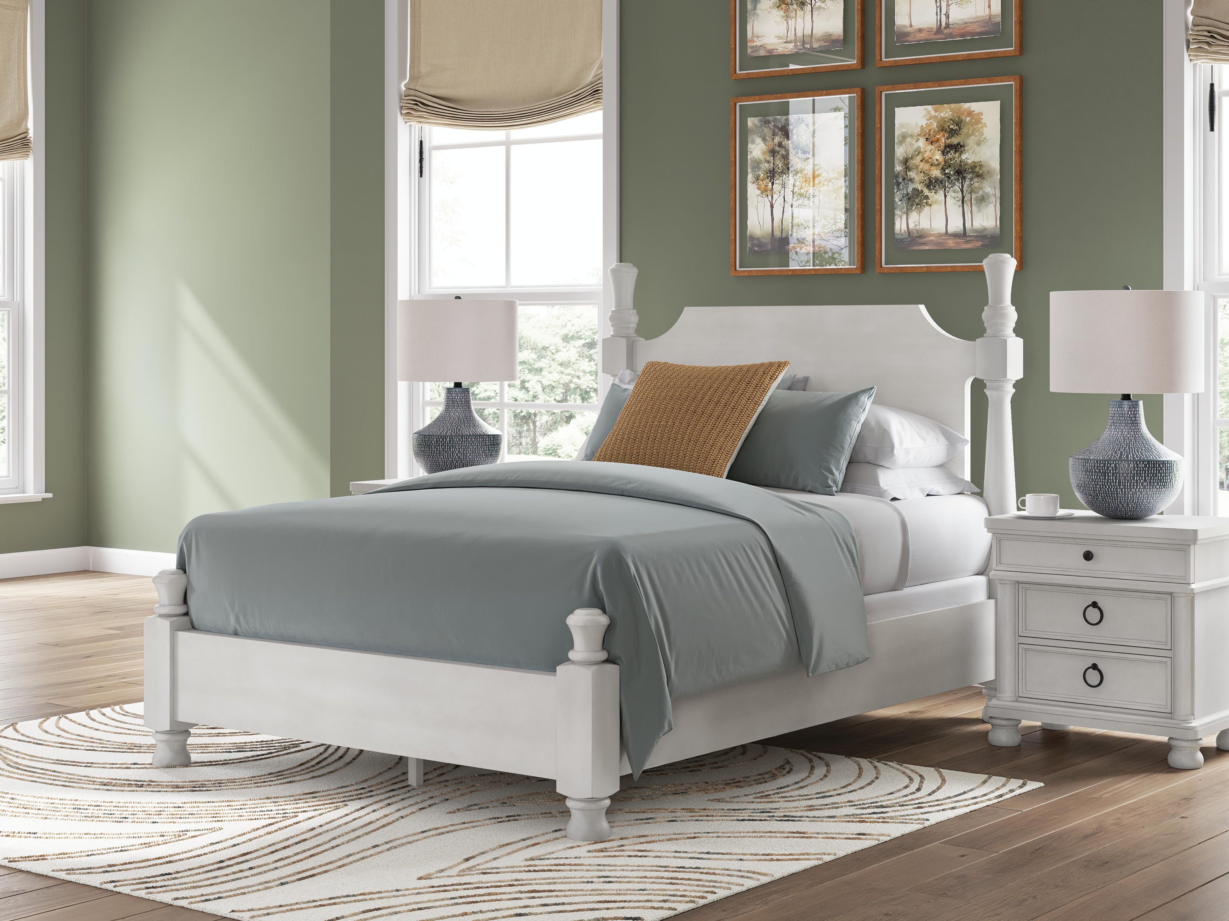 Rowlenstown Poster Bed, Dresser and Nightstand
