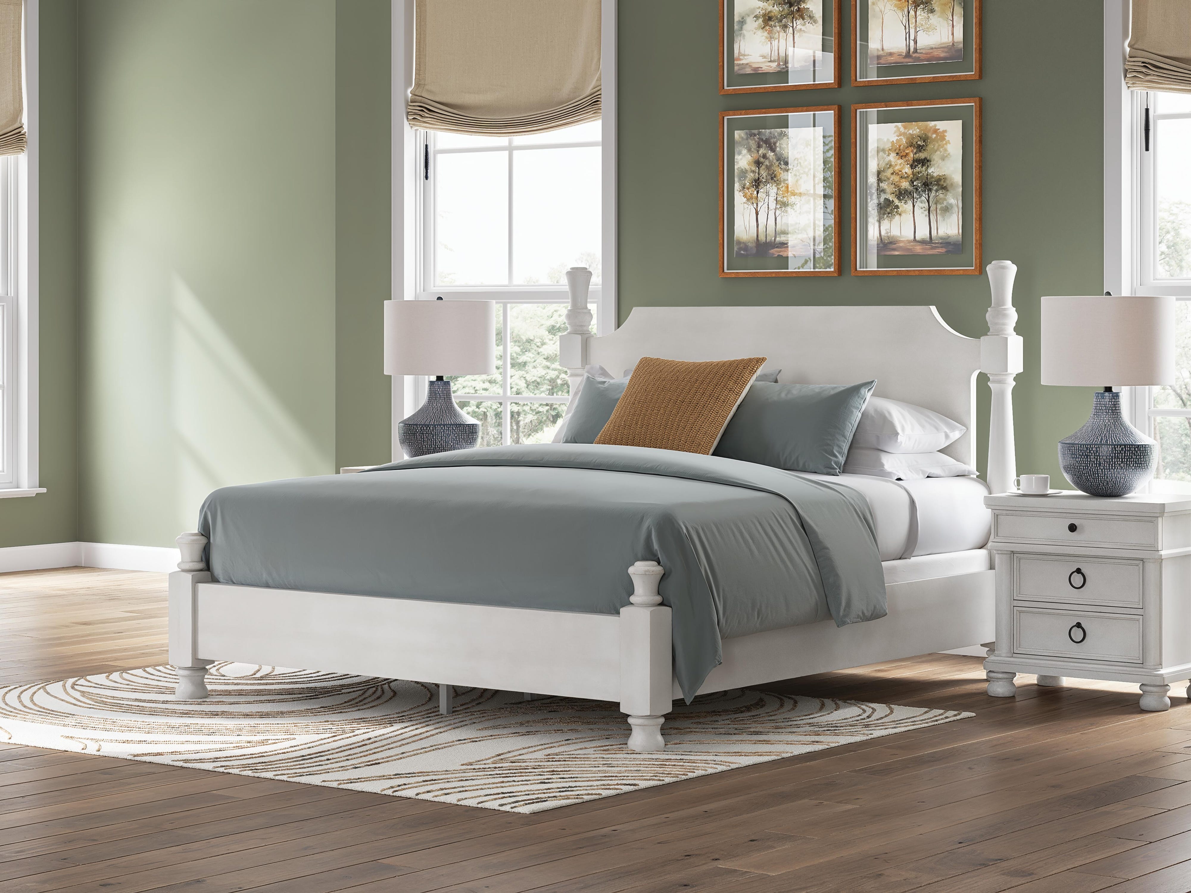 Rowlenstown Poster Bed and Dresser
