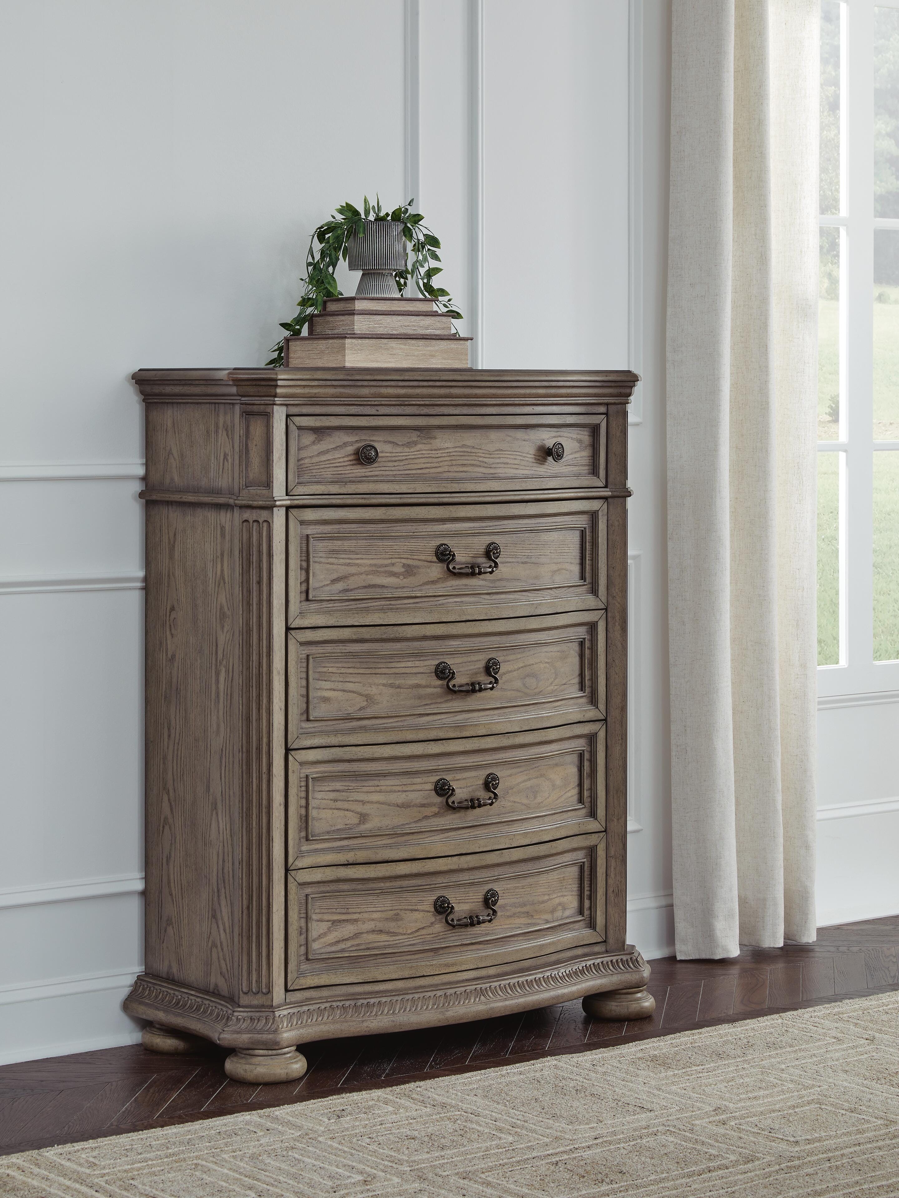 Ardenfield Sleigh Bed, Chest and Nightstand