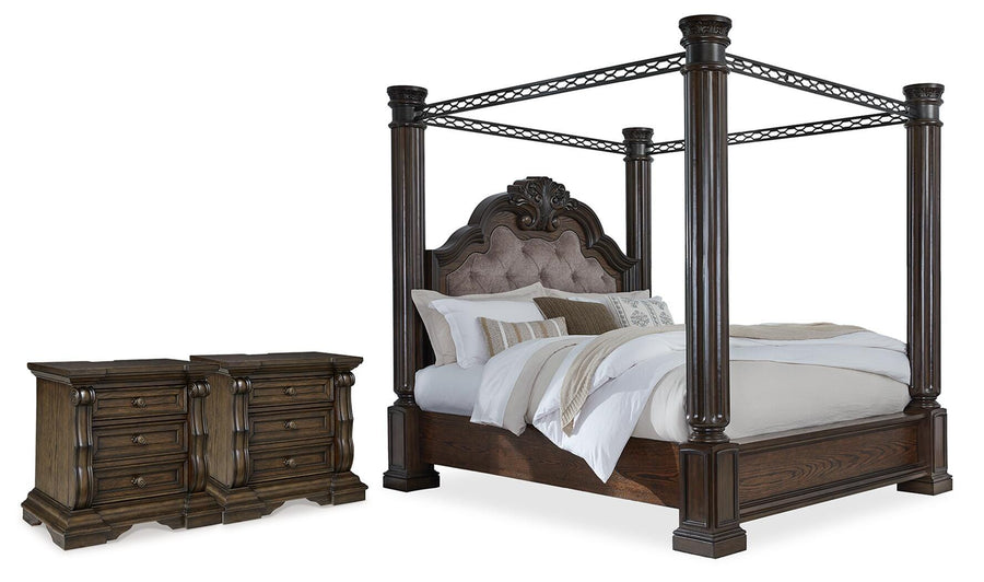 Maylee Poster Bed and 2 Nightstands
