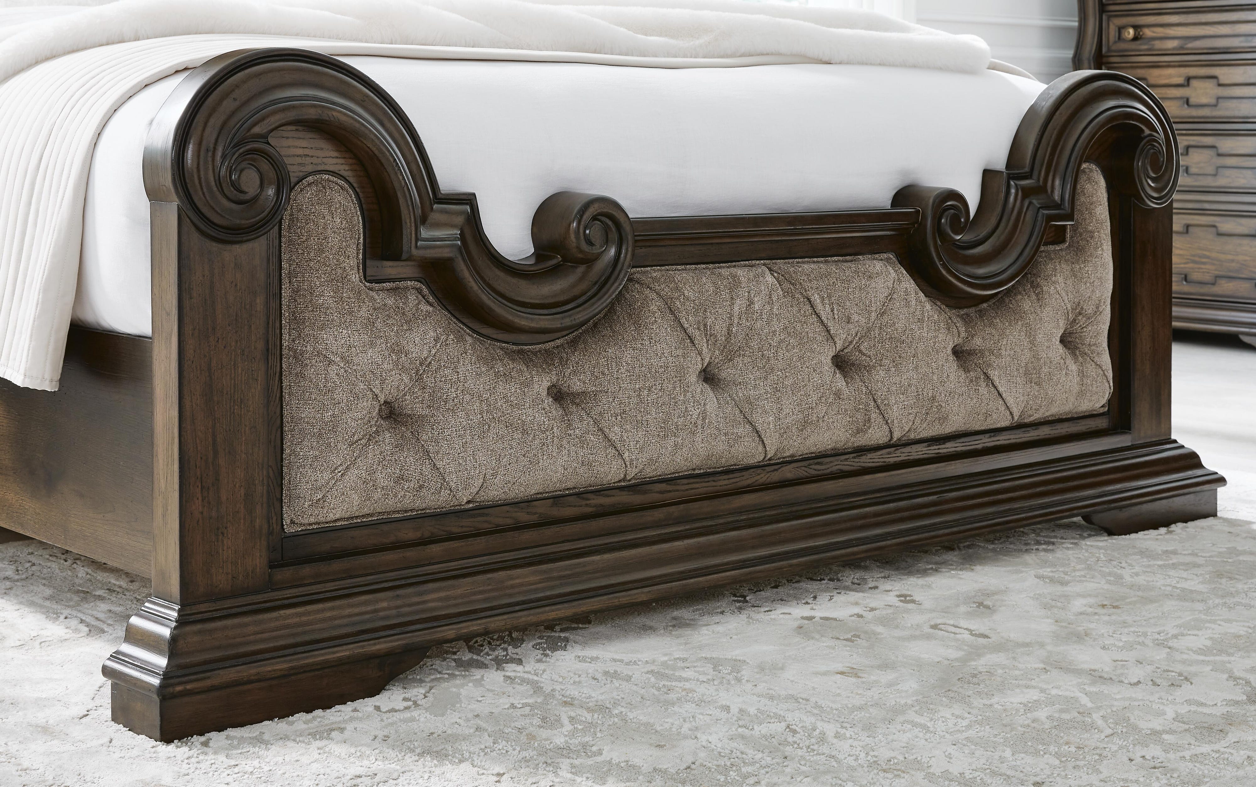 Maylee Upholstered Bed