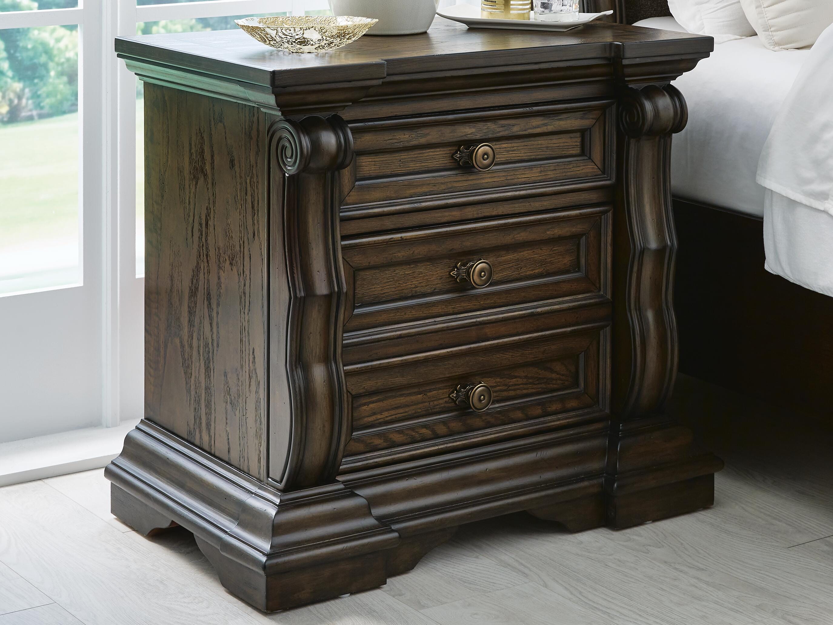 Maylee Panel Bed, Dresser, Mirror, Chest and 2 Nightstands