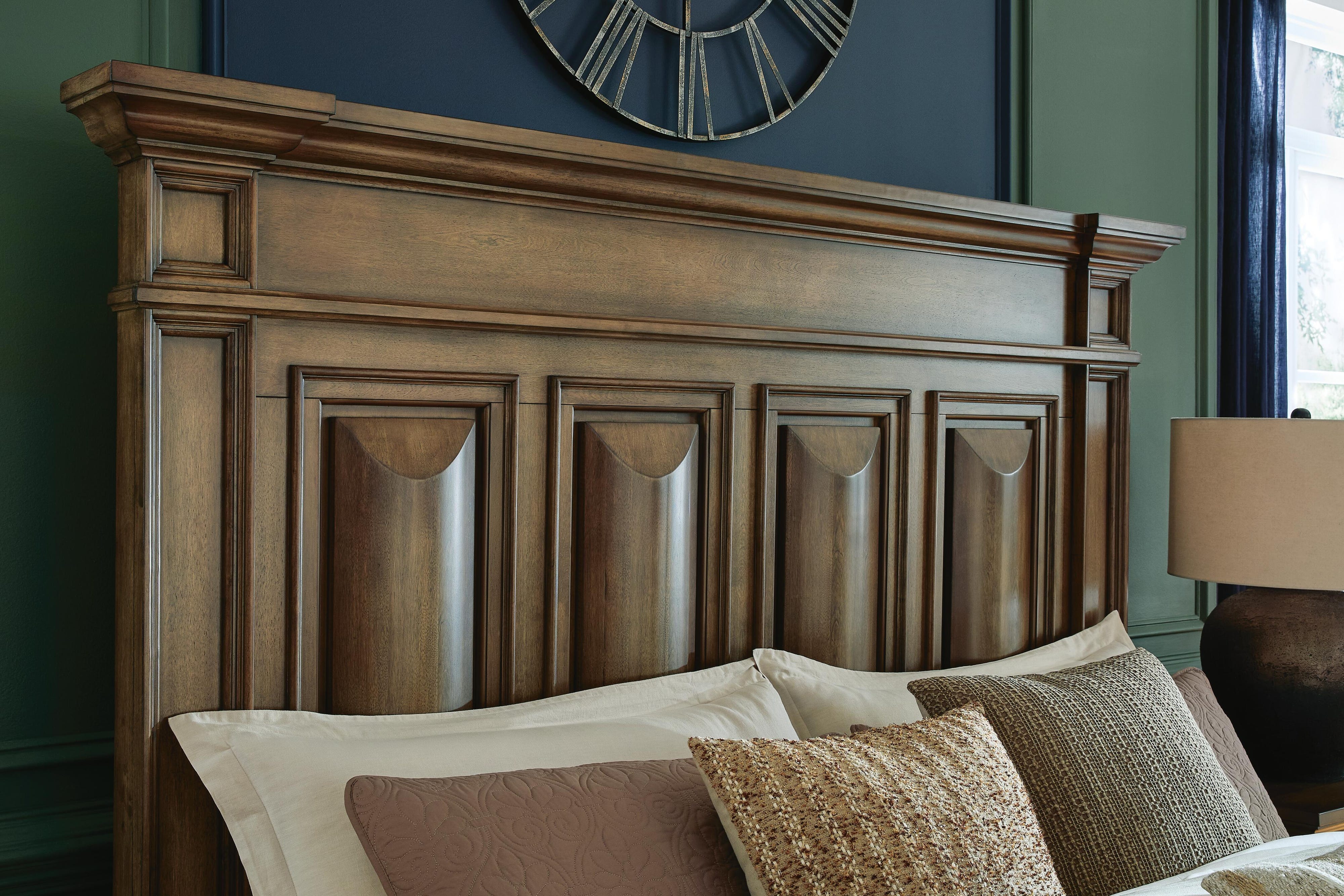 Frantanna Panel Bed