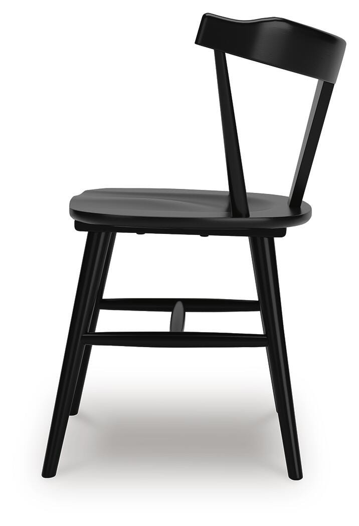 Gretlynn Dining Table and 6 Chairs