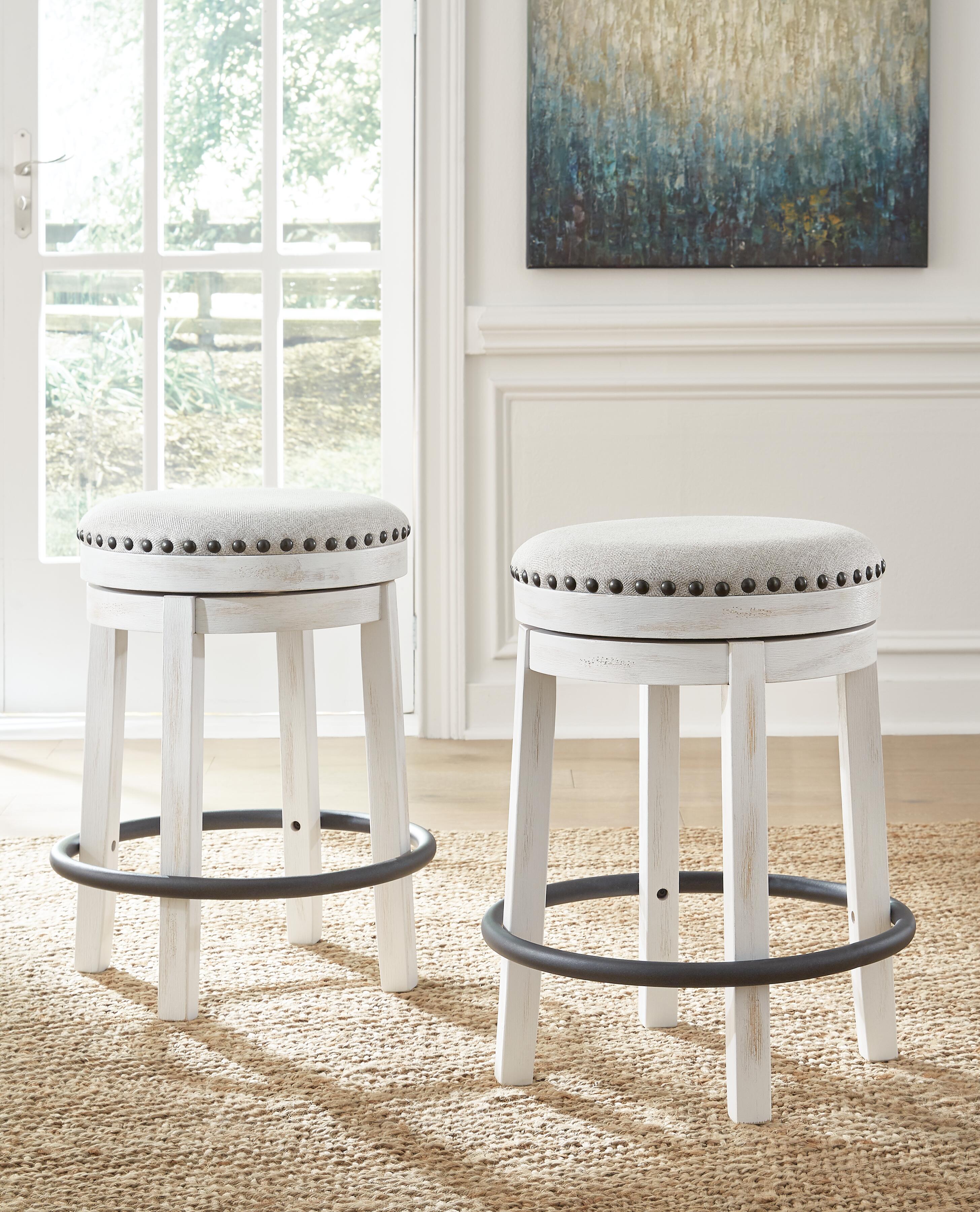 Valebeck Counter Height Stool