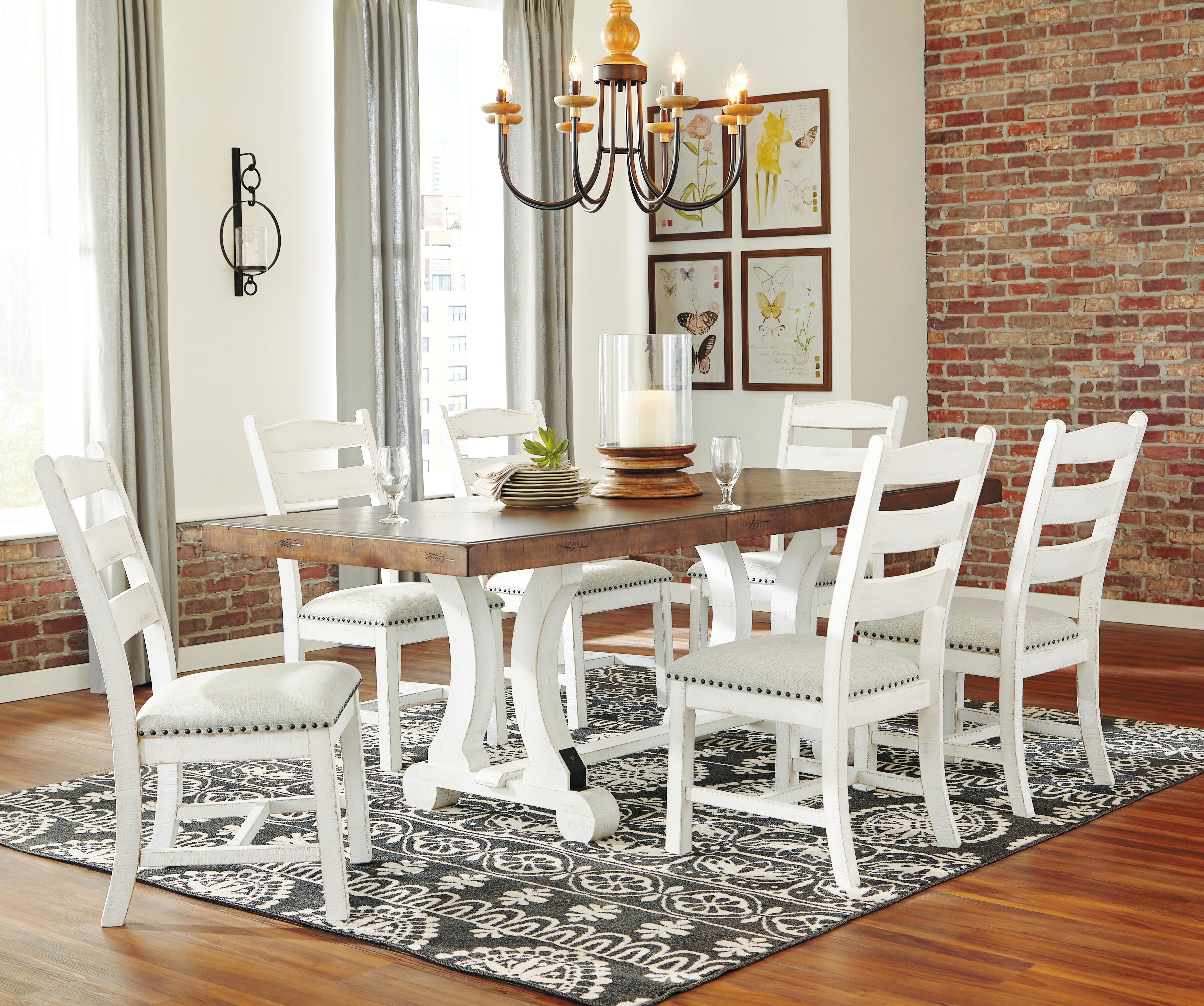 Valebeck Extendable Dining Table and 6 Chairs