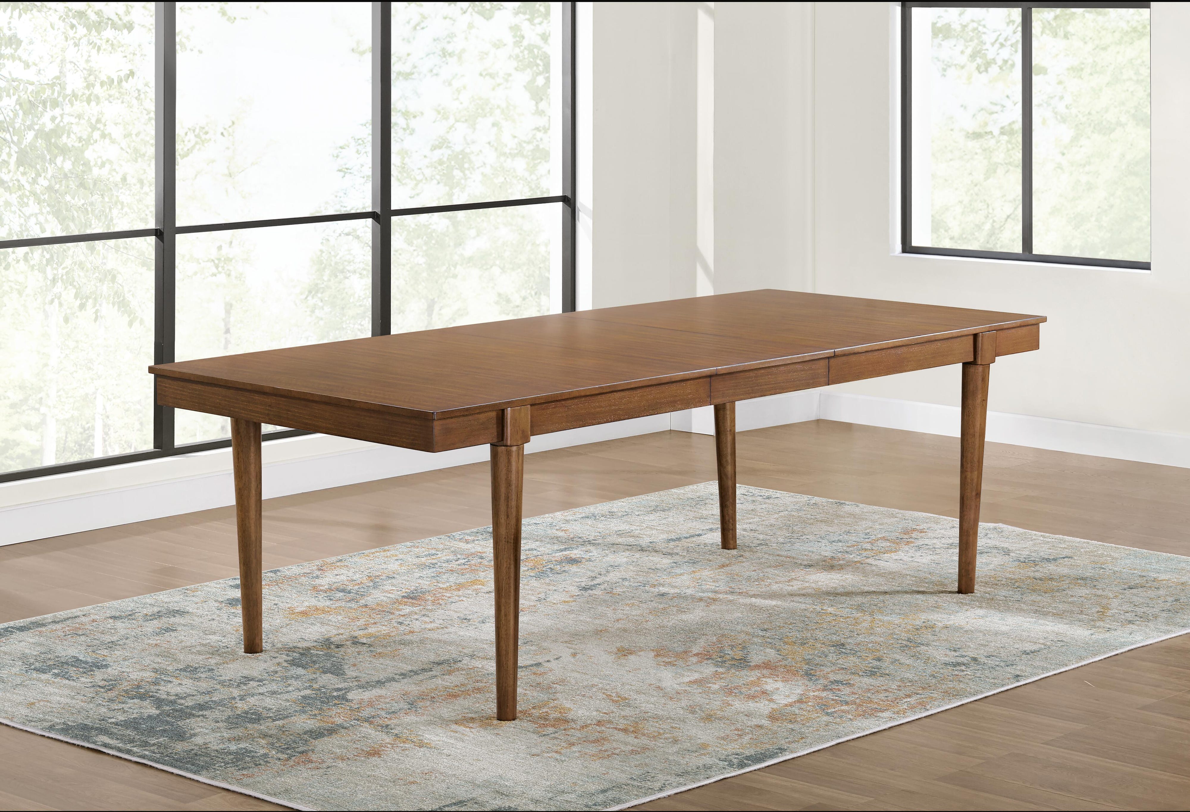Lyncott Extension Dining Table and 4 Chairs