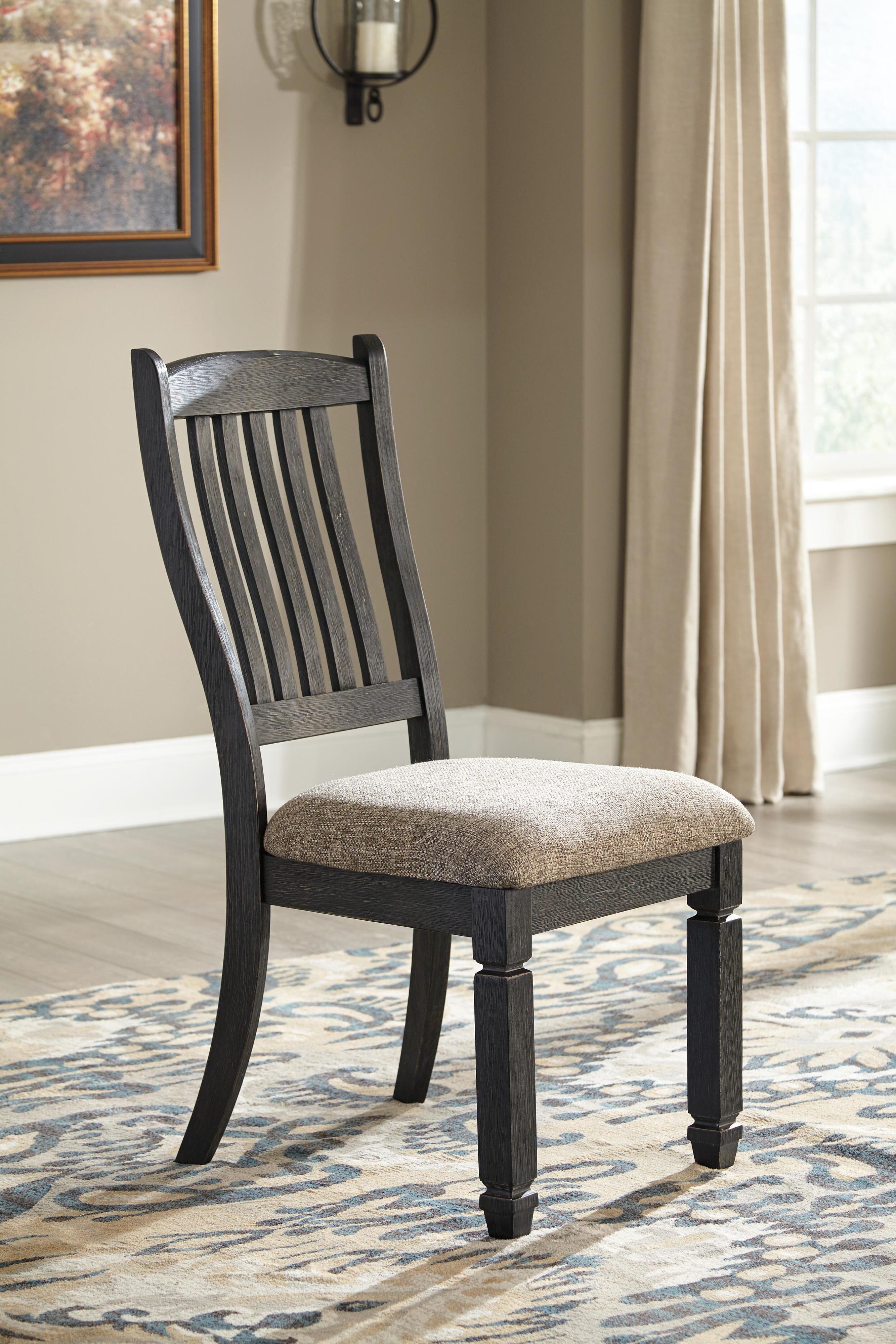 Pinehurst Dining Table, 4 Chairs and Bench