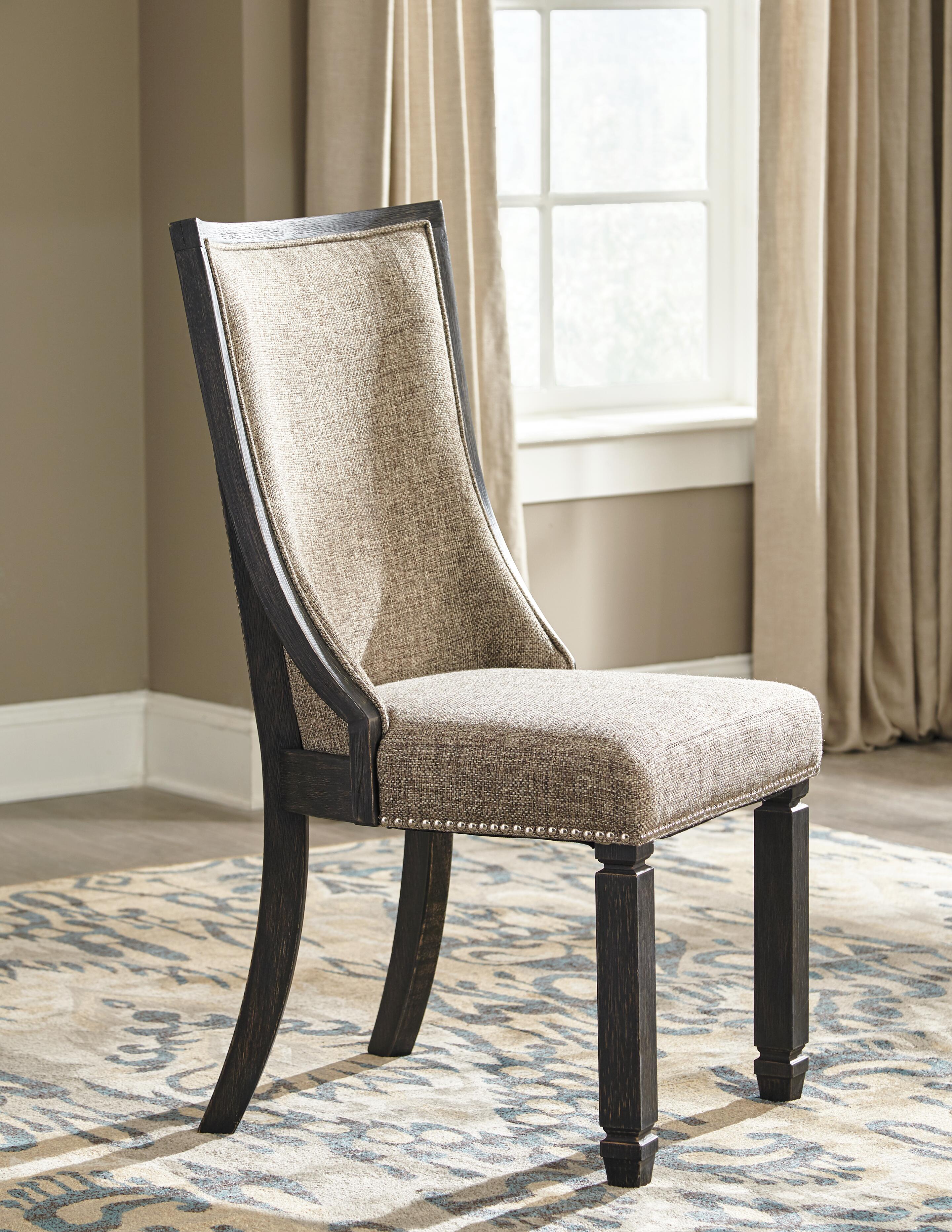 Tyler Creek Dining Table and 6 Chairs