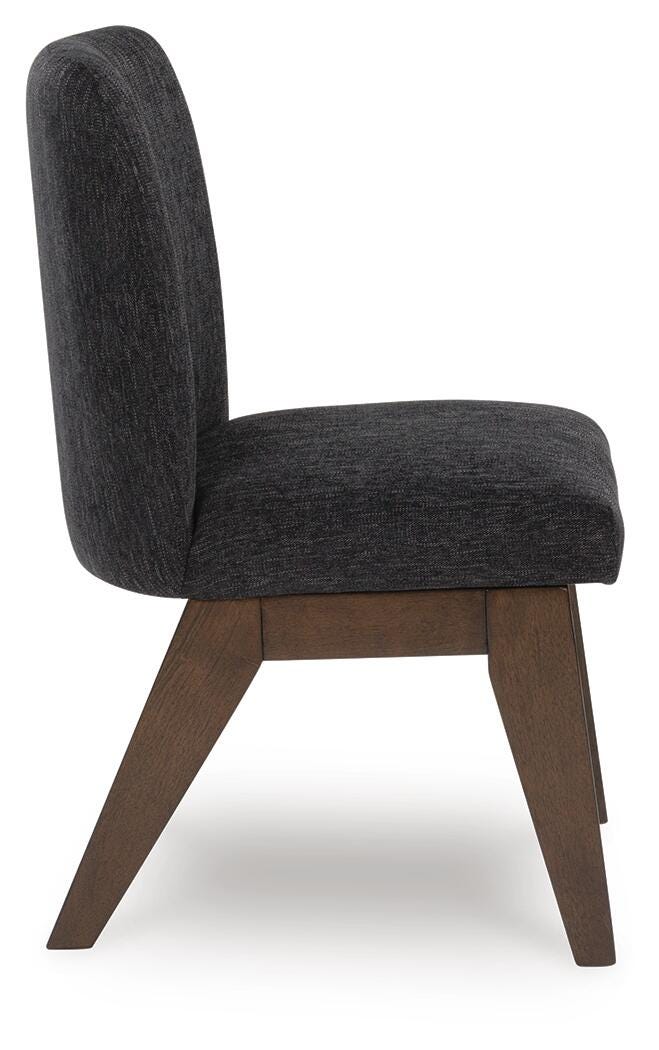 Dilenno Extension Dining Table and 8 Chairs