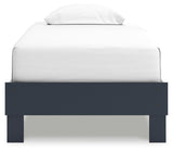 Simmenfort Platform Bed, Dresser and Nightstand
