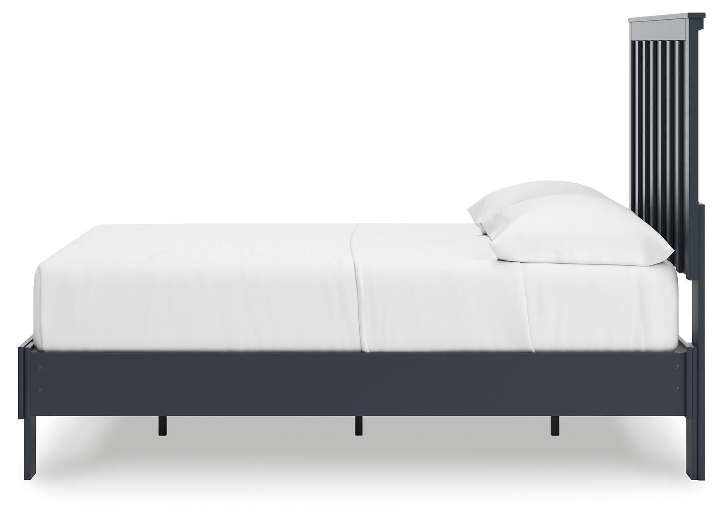 Simmenfort Platform Bed