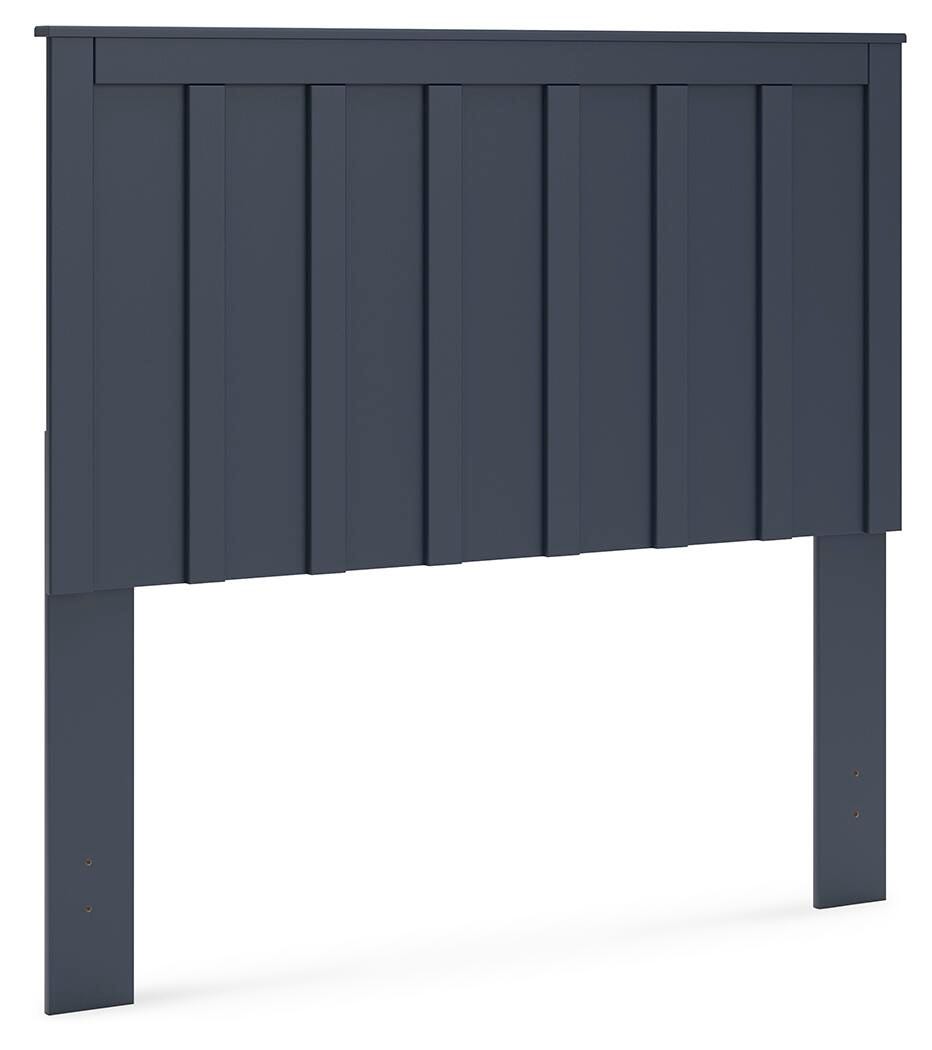 Simmenfort Panel Headboard, Dresser and Chest