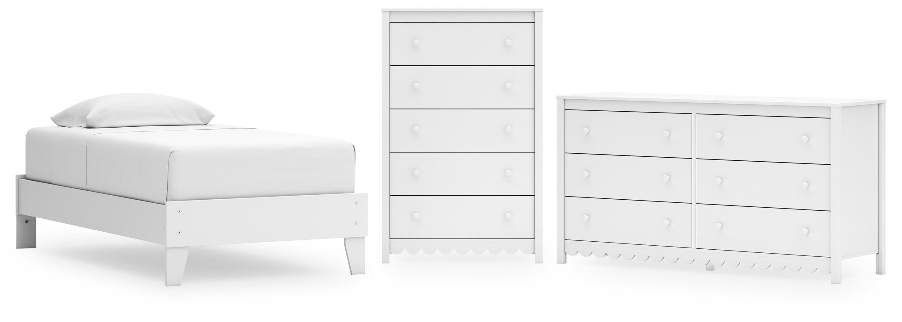 Hallityn Platform Bed, Dresser and Chest