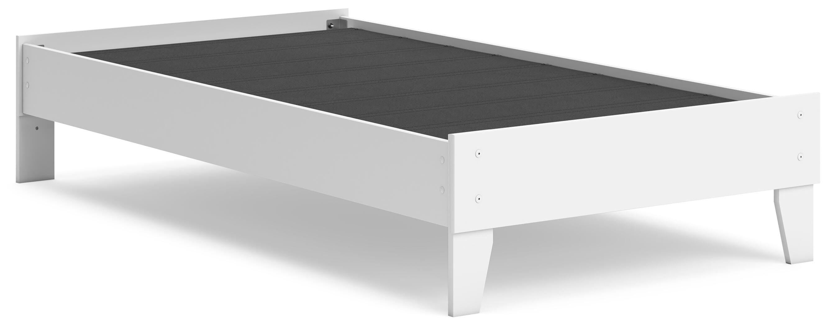 Hallityn Platform Bed, Dresser and 2 Nightstands