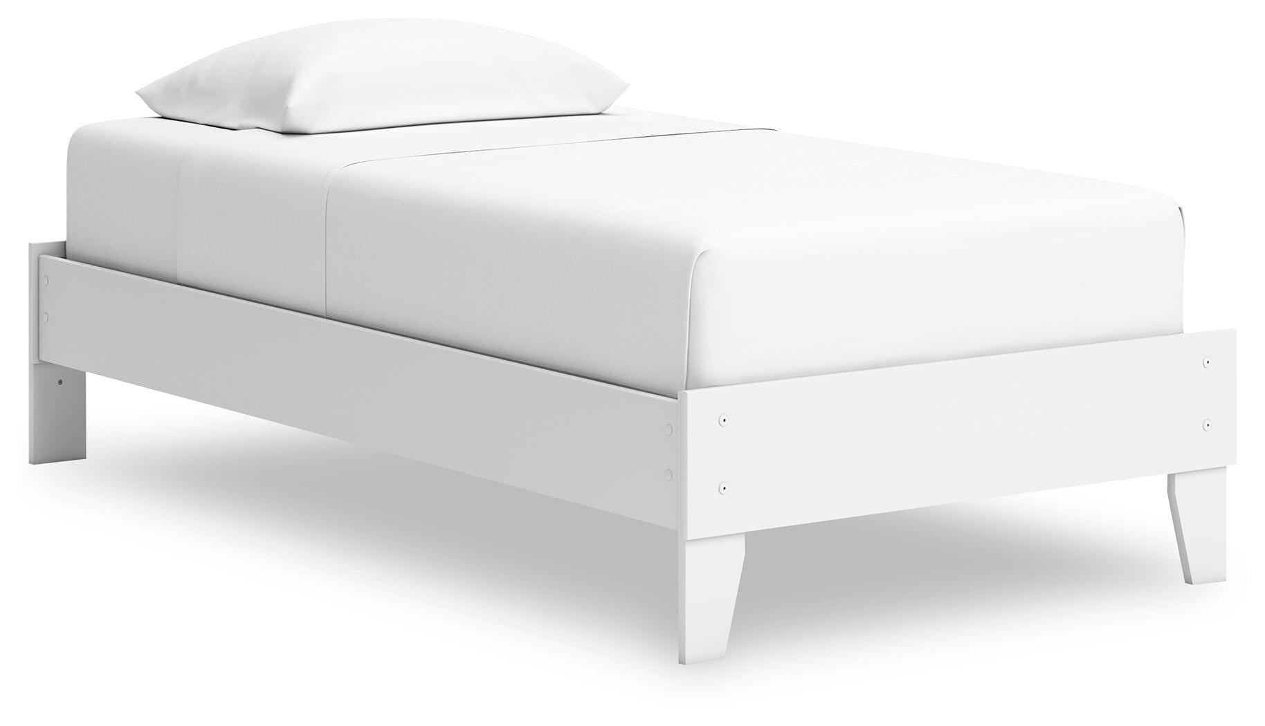 Hallityn Platform Bed, Dresser and 2 Nightstands