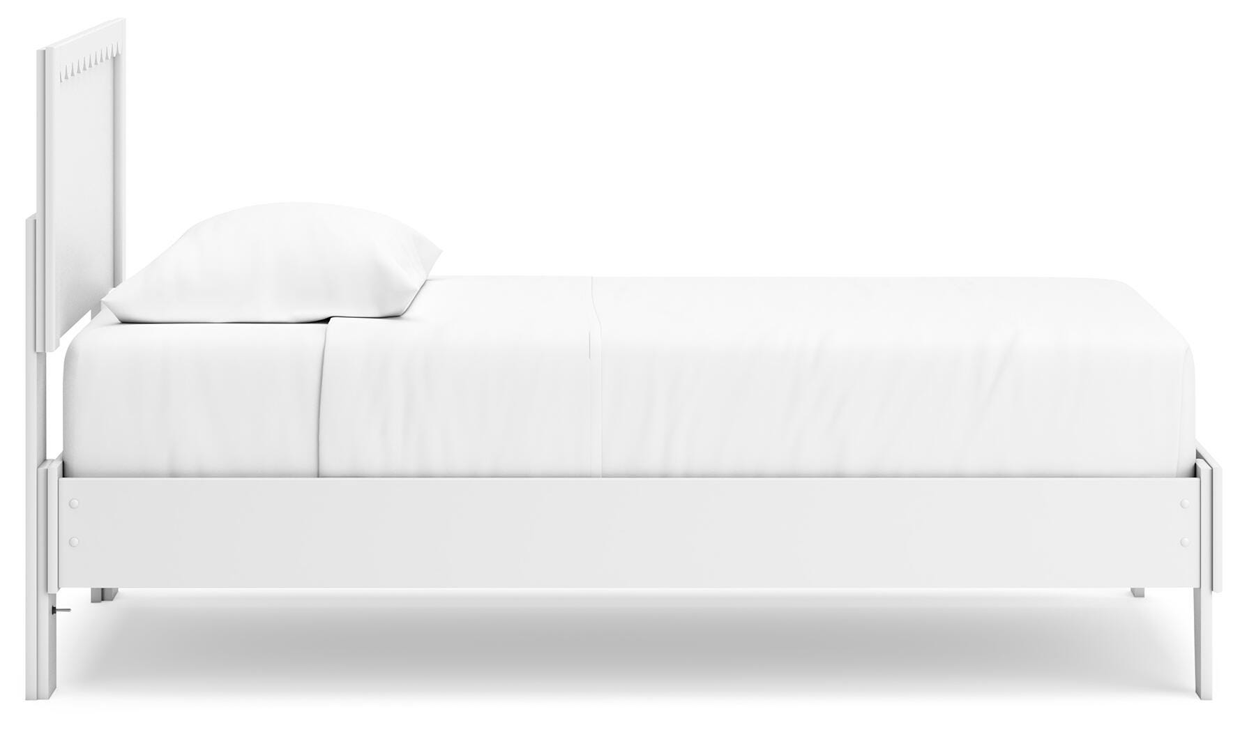 Hallityn Panel Platform Bed, Dresser, Chest and 2 Nightstands