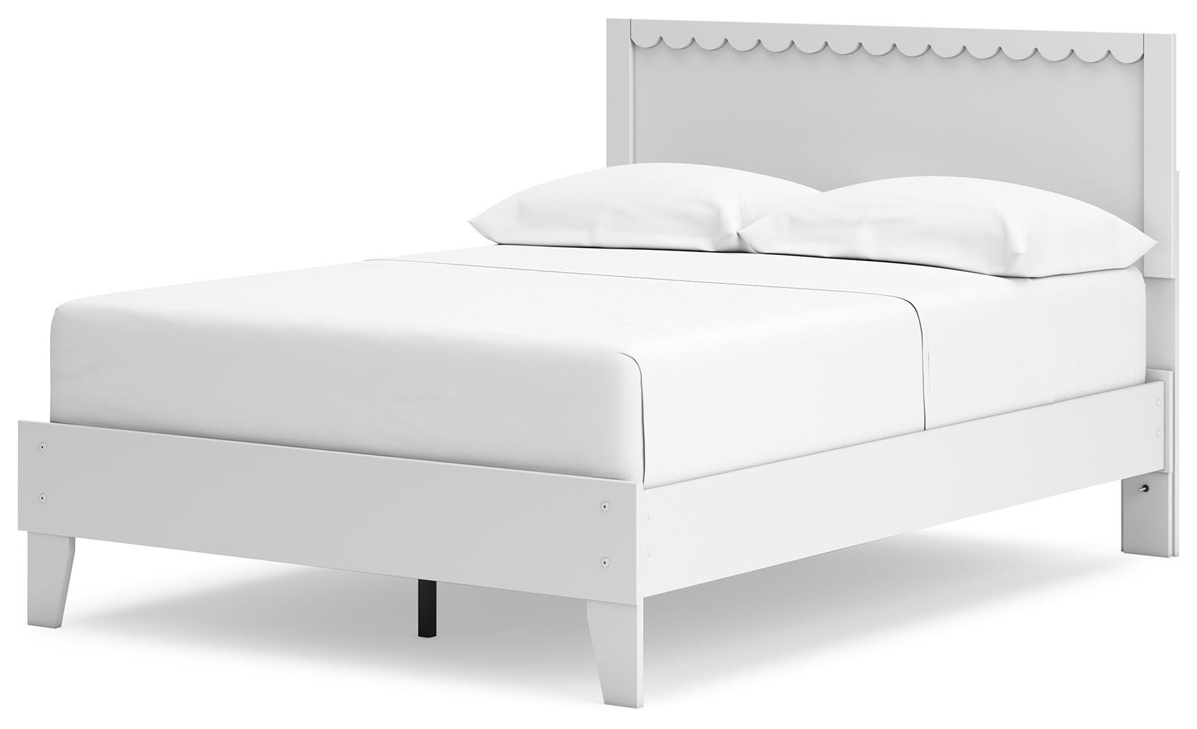Hallityn Panel Platform Bed, Dresser, Chest and 2 Nightstands