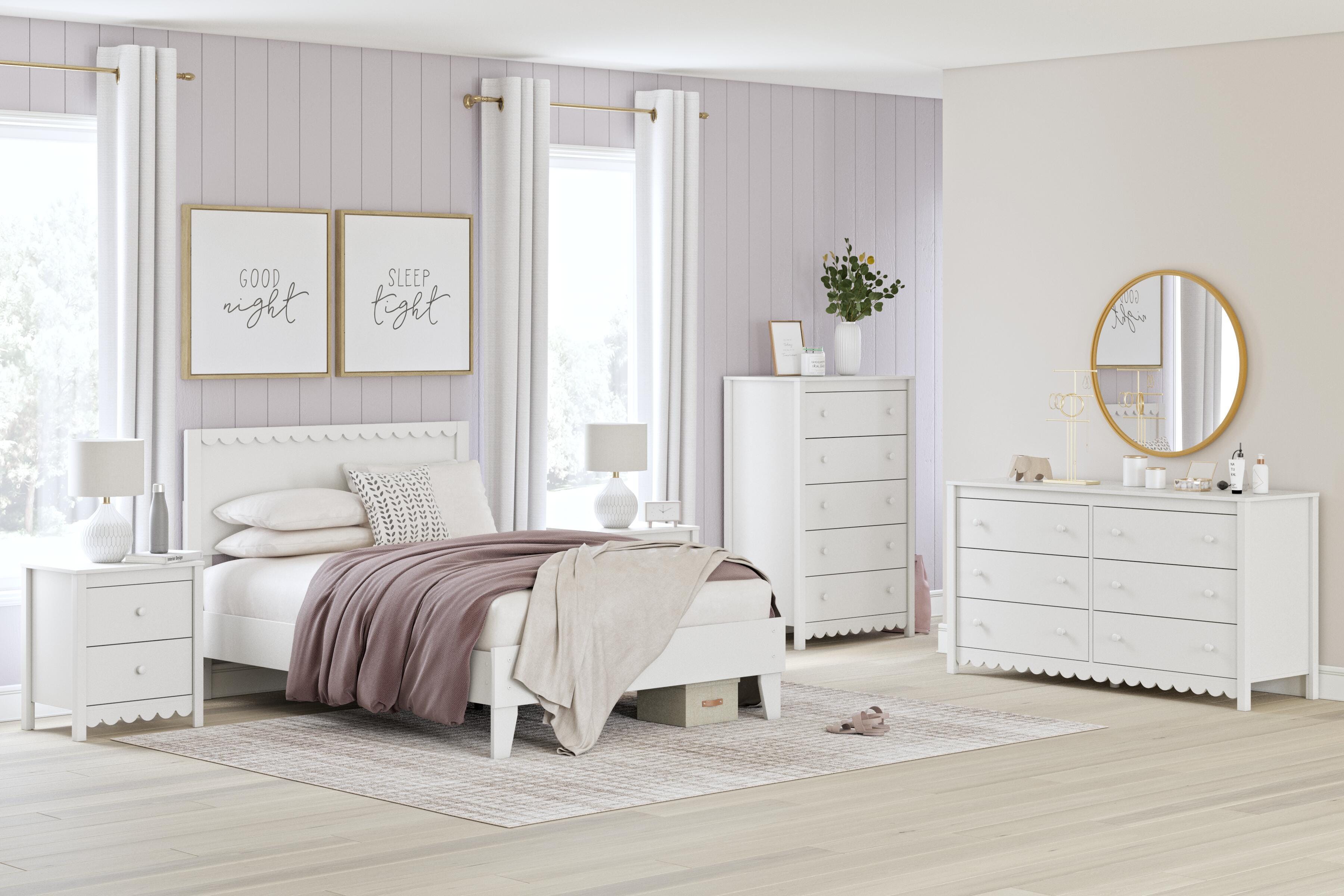 Hallityn Panel Platform Bed