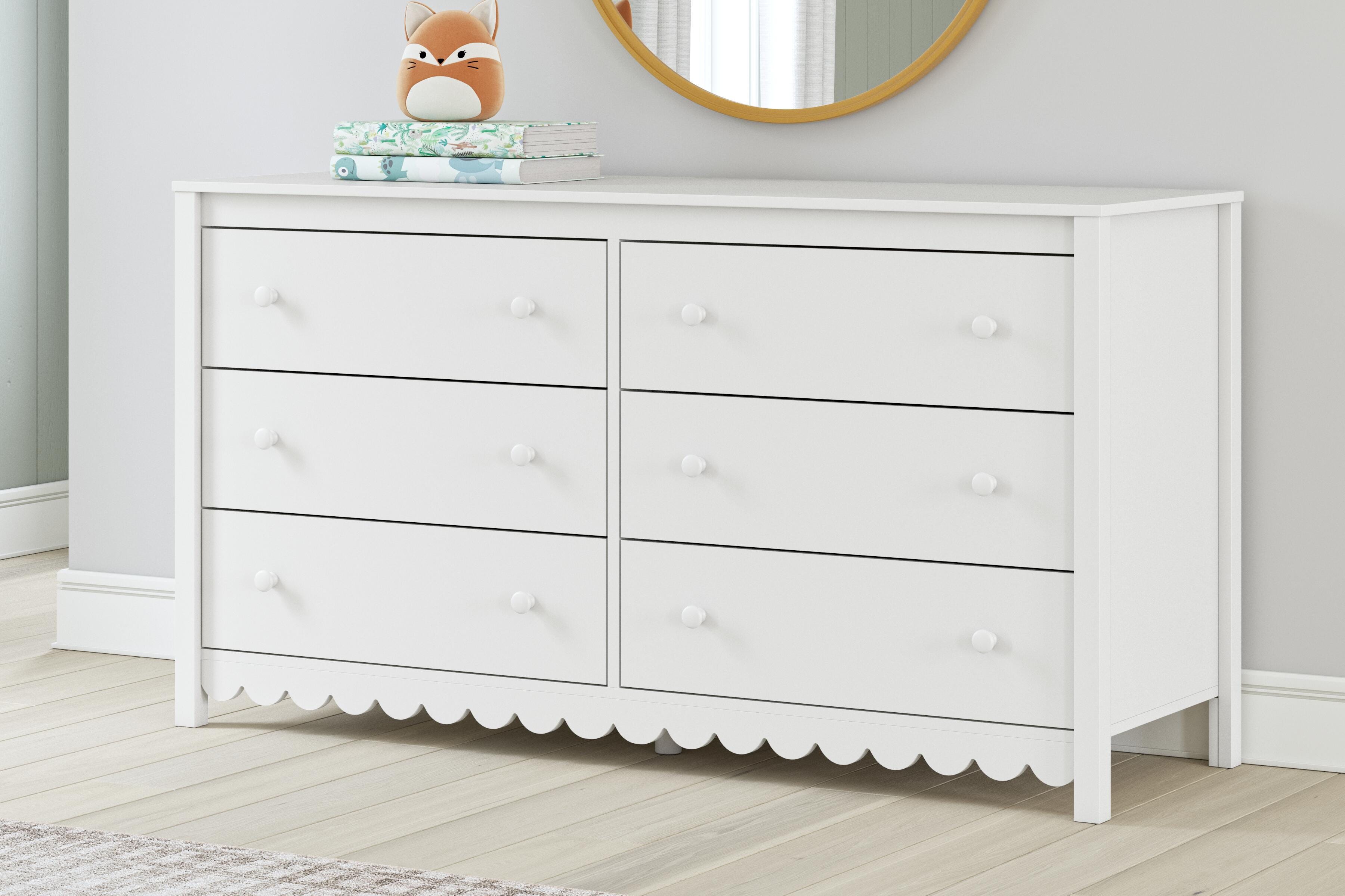 Hallityn Panel Platform Bed, Dresser, Chest and Nightstand