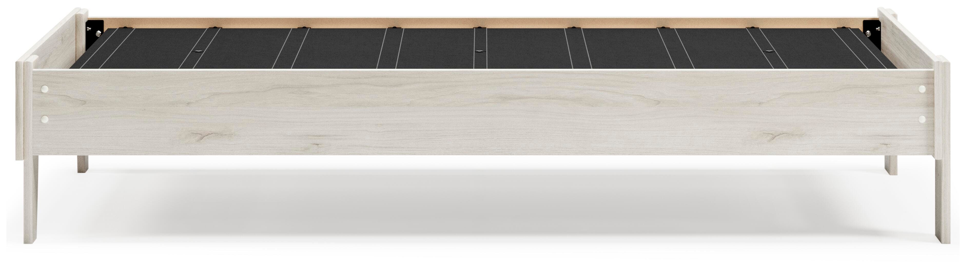 Socalle Platform Bed