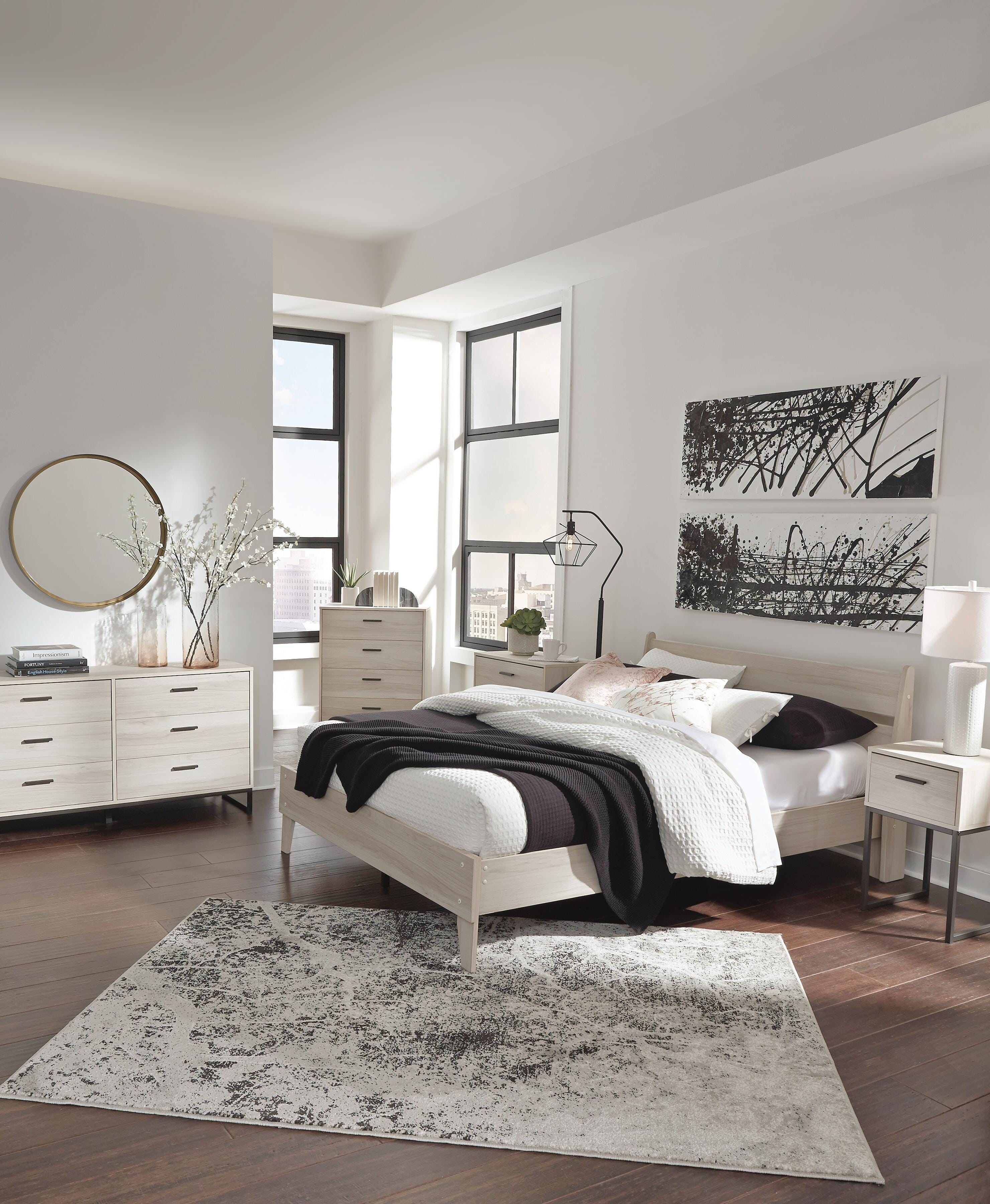Socalle Panel Platform Bed