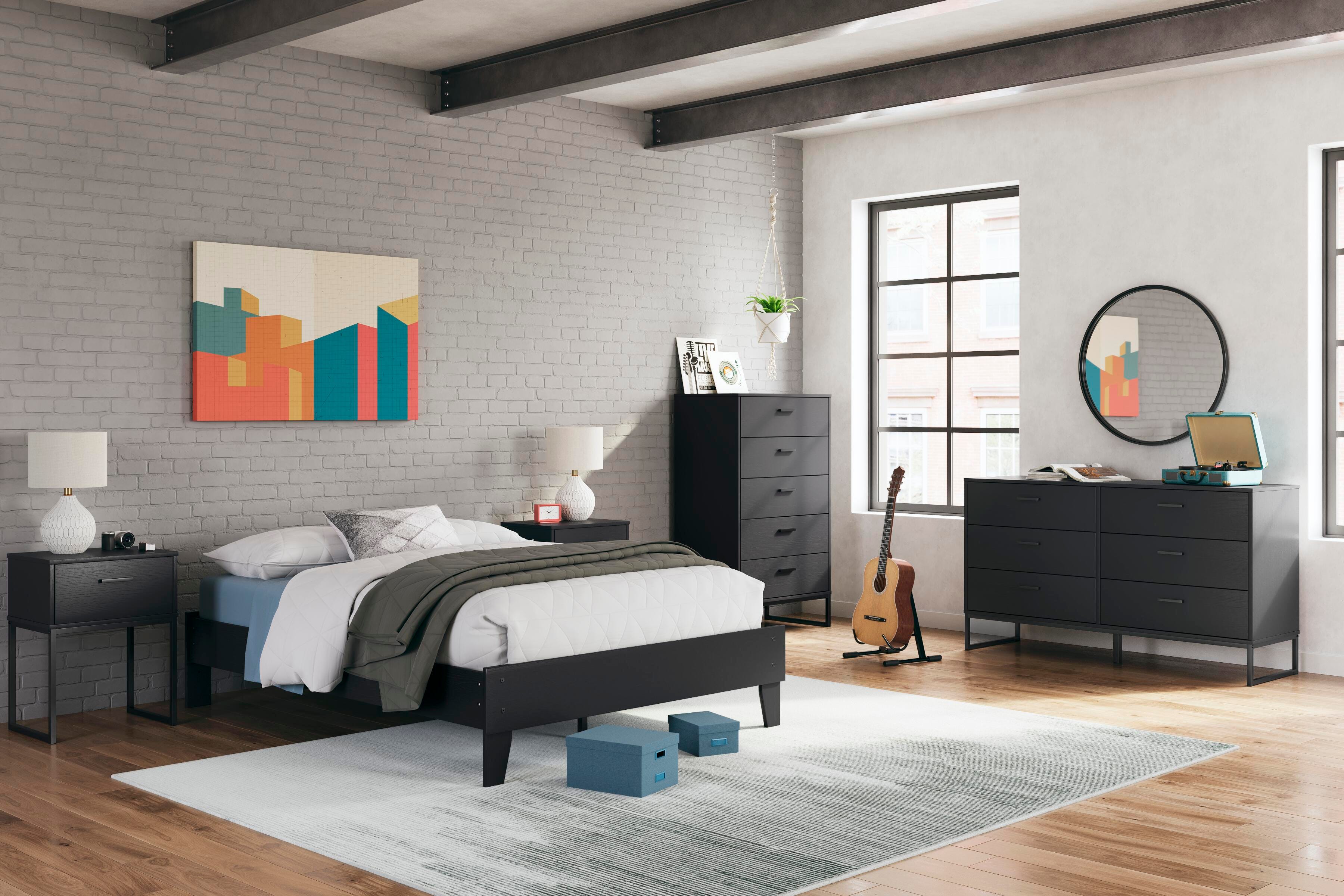 Socalle Platform Bed