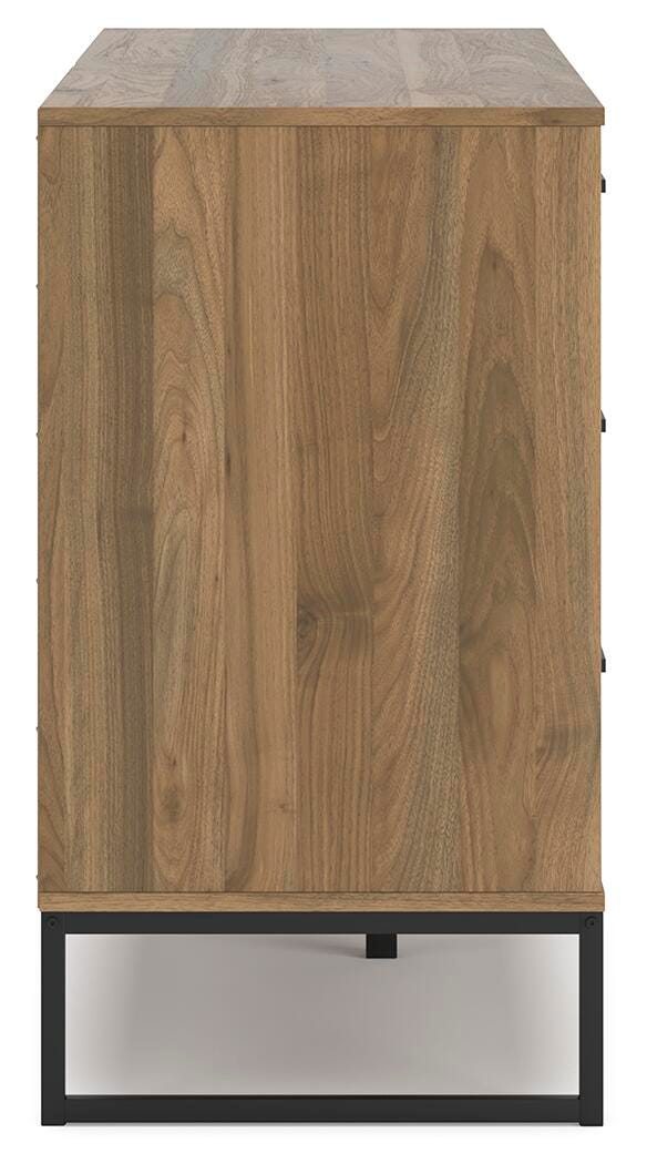 Deanlow Platform Panel Bed, Dresser, Chest and 2 Nightstands