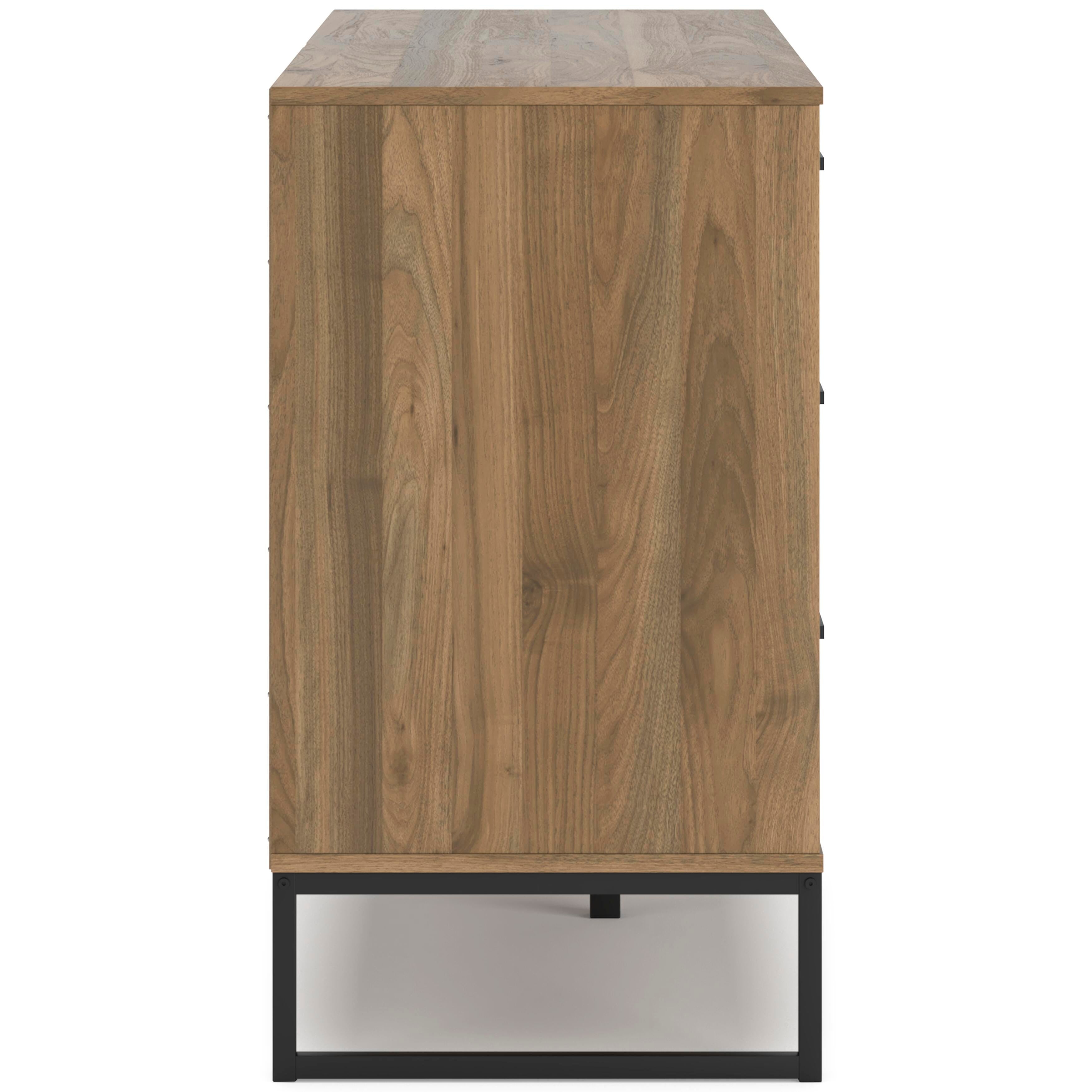 Deanlow Panel Headboard, Dresser and Nightstand