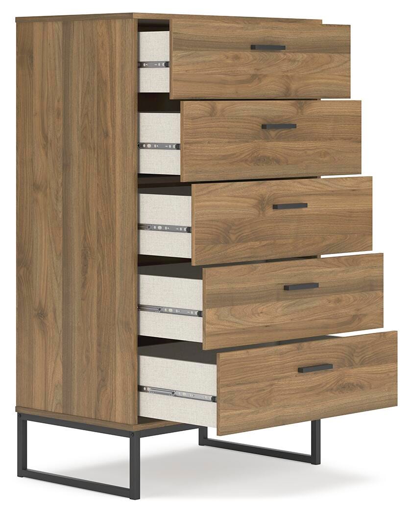 Deanlow Platform Panel Bed, Dresser and Chest