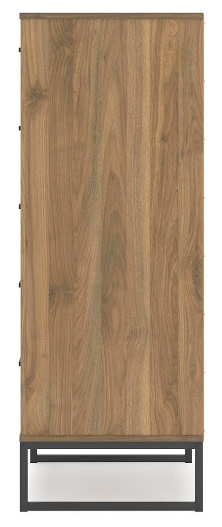 Deanlow Platform Panel Bed, Dresser and Chest