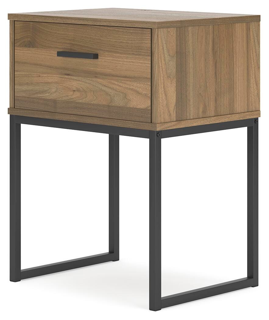 Deanlow Panel Headboard, Dresser, Chest and Nightstand