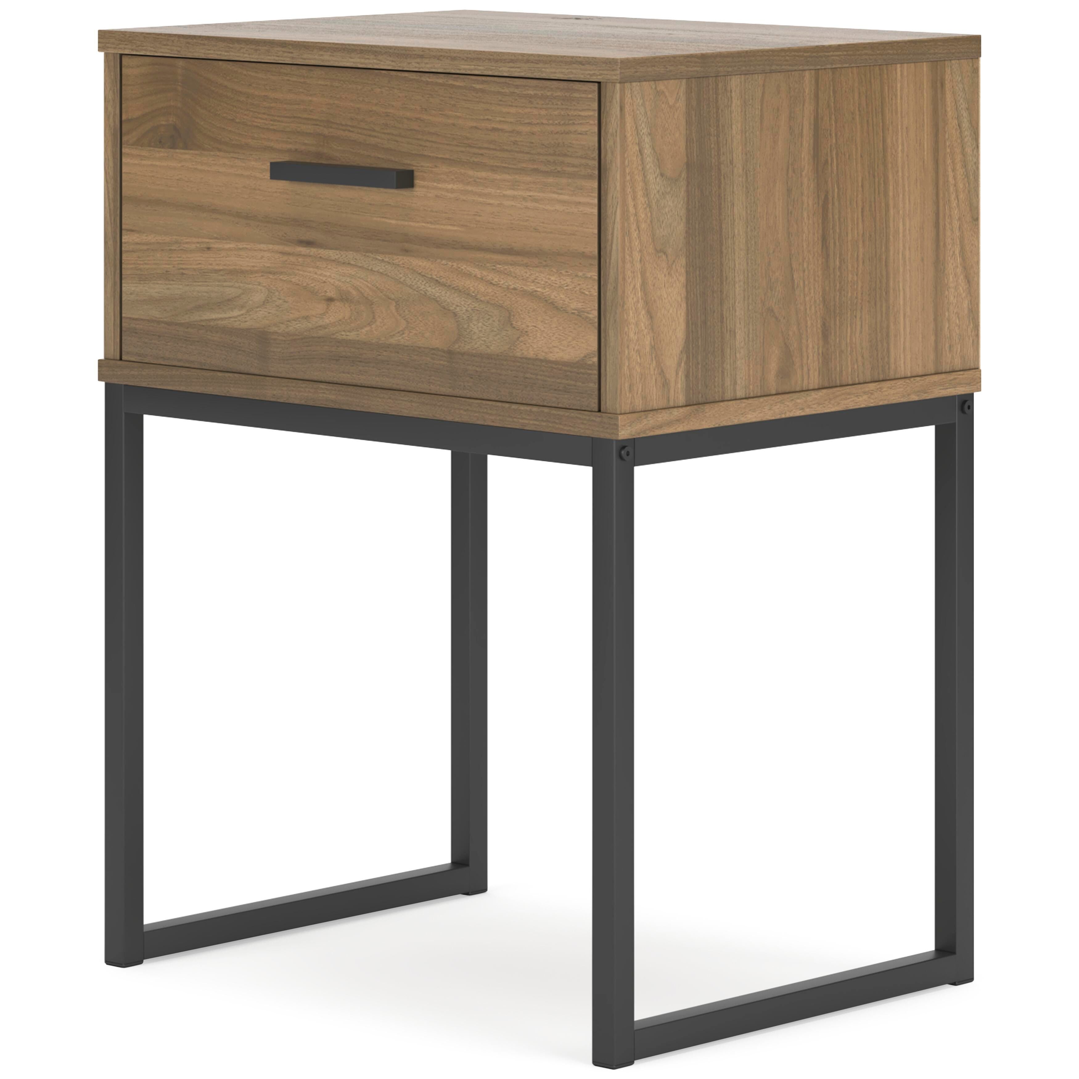 Deanlow Panel Headboard and 2 Nightstands