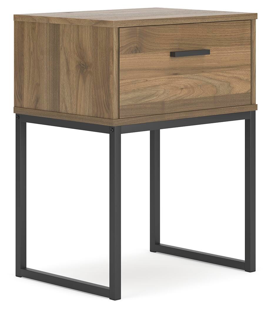 Deanlow Platform Bed and Nightstand